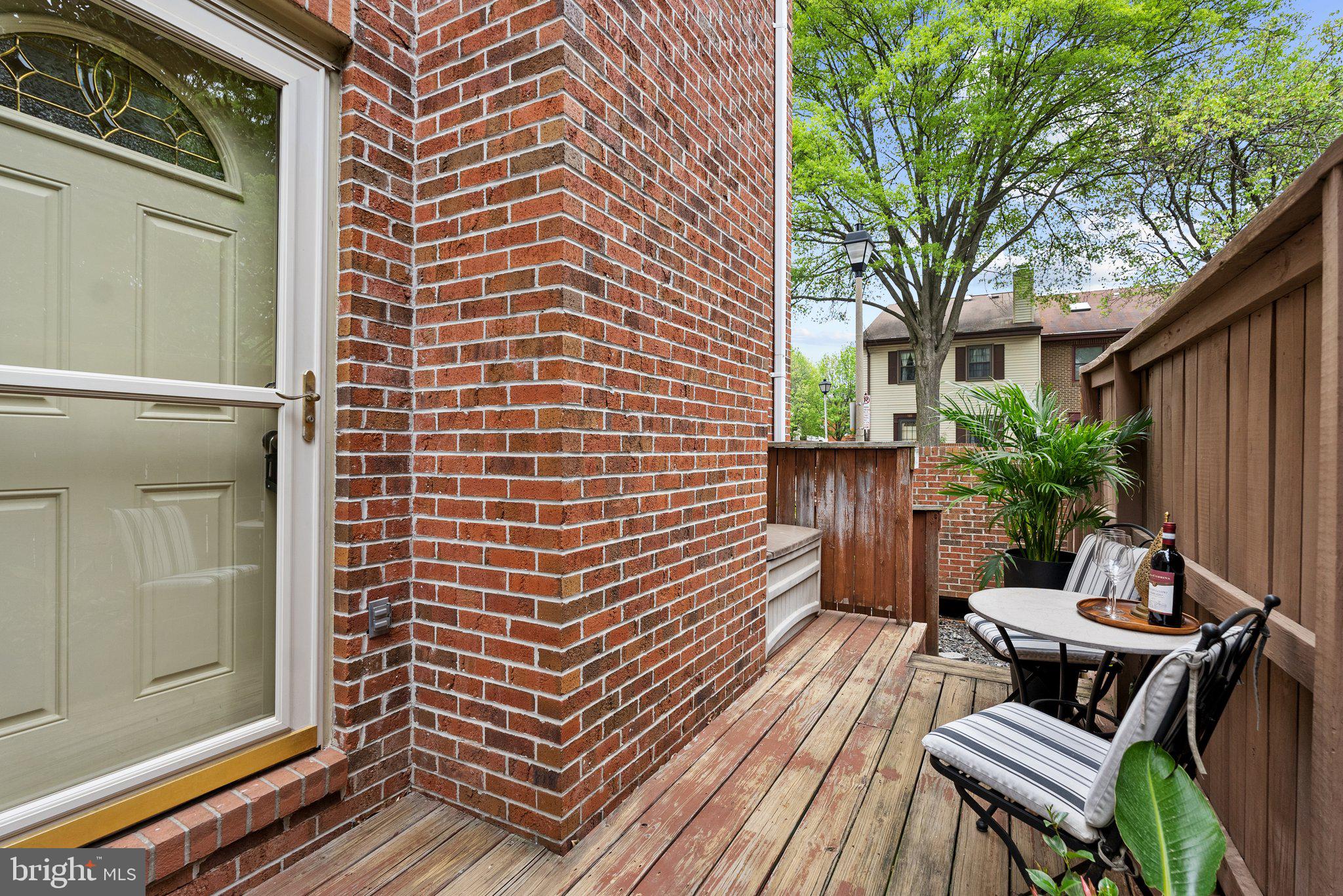 BALLSTON - Residential