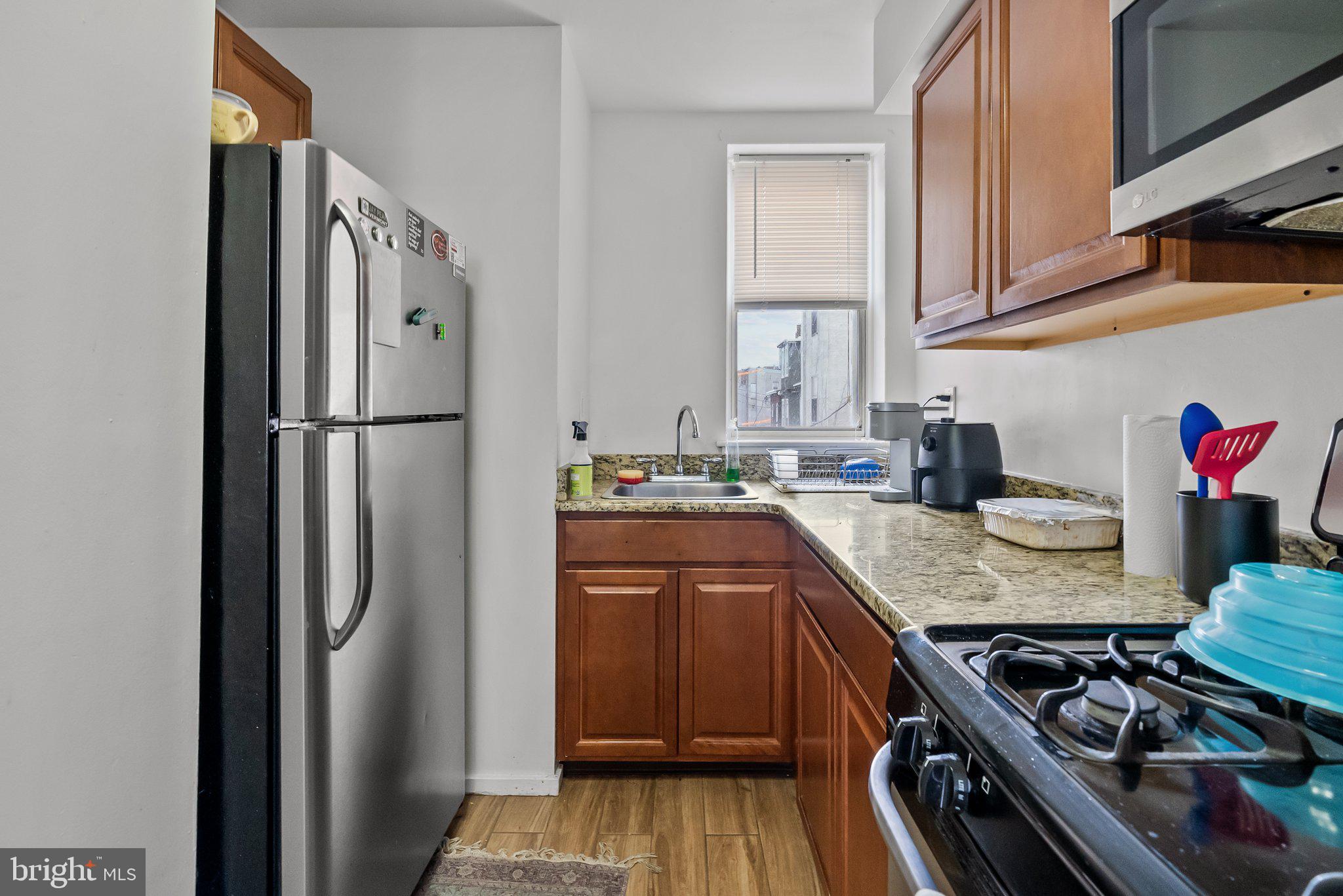 TEMPLE UNIVERSITY - Residential Lease