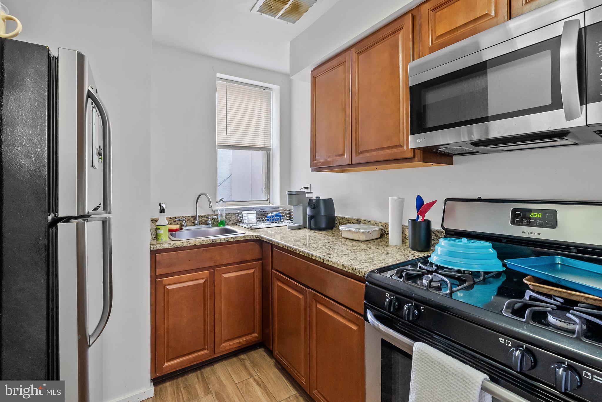 TEMPLE UNIVERSITY - Residential Lease