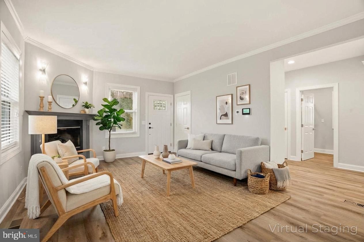 EAST KENWOOD PARK - Residential