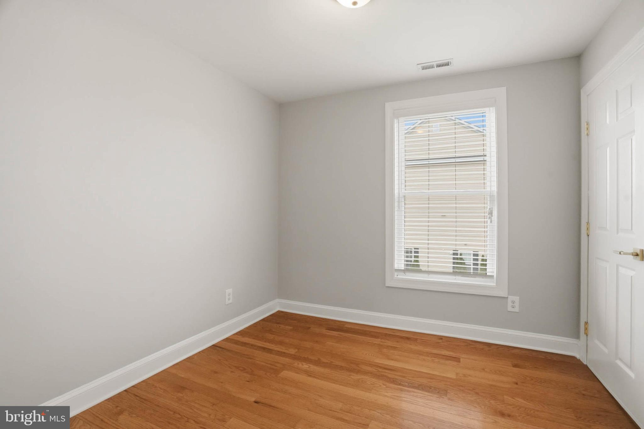 EAST KENWOOD PARK - Residential