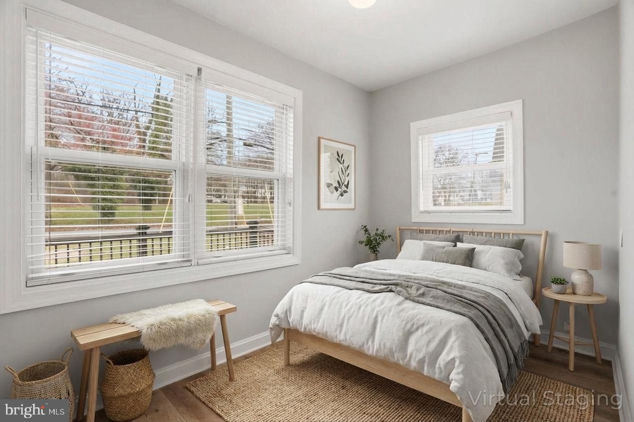 EAST KENWOOD PARK - Residential