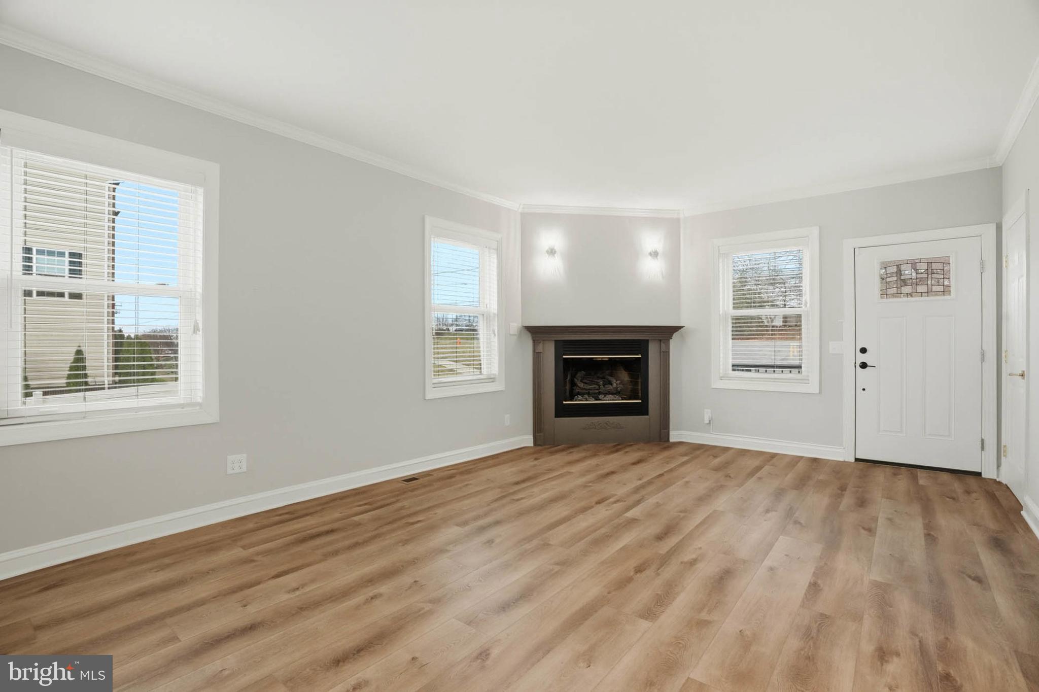 EAST KENWOOD PARK - Residential