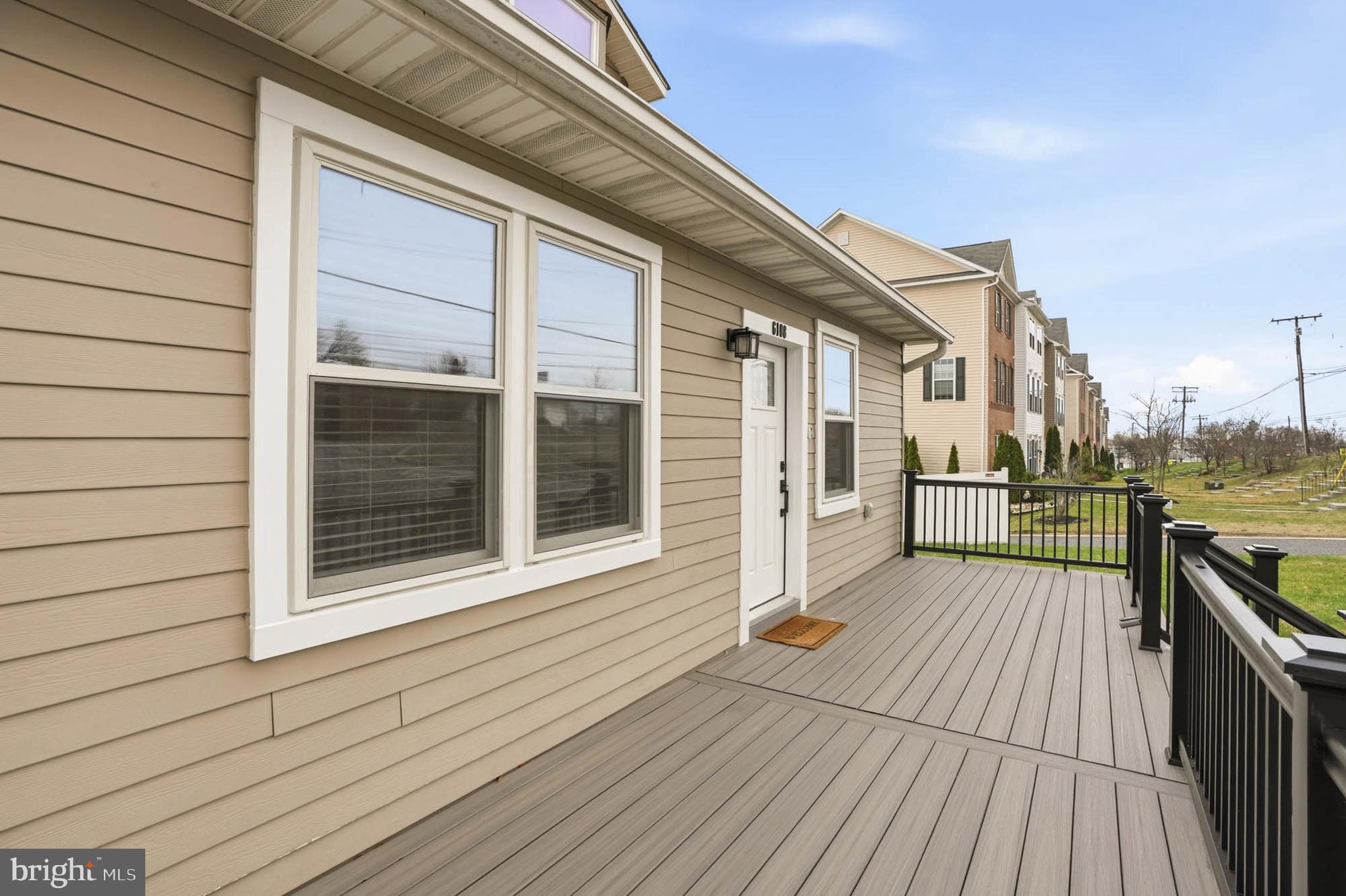 EAST KENWOOD PARK - Residential