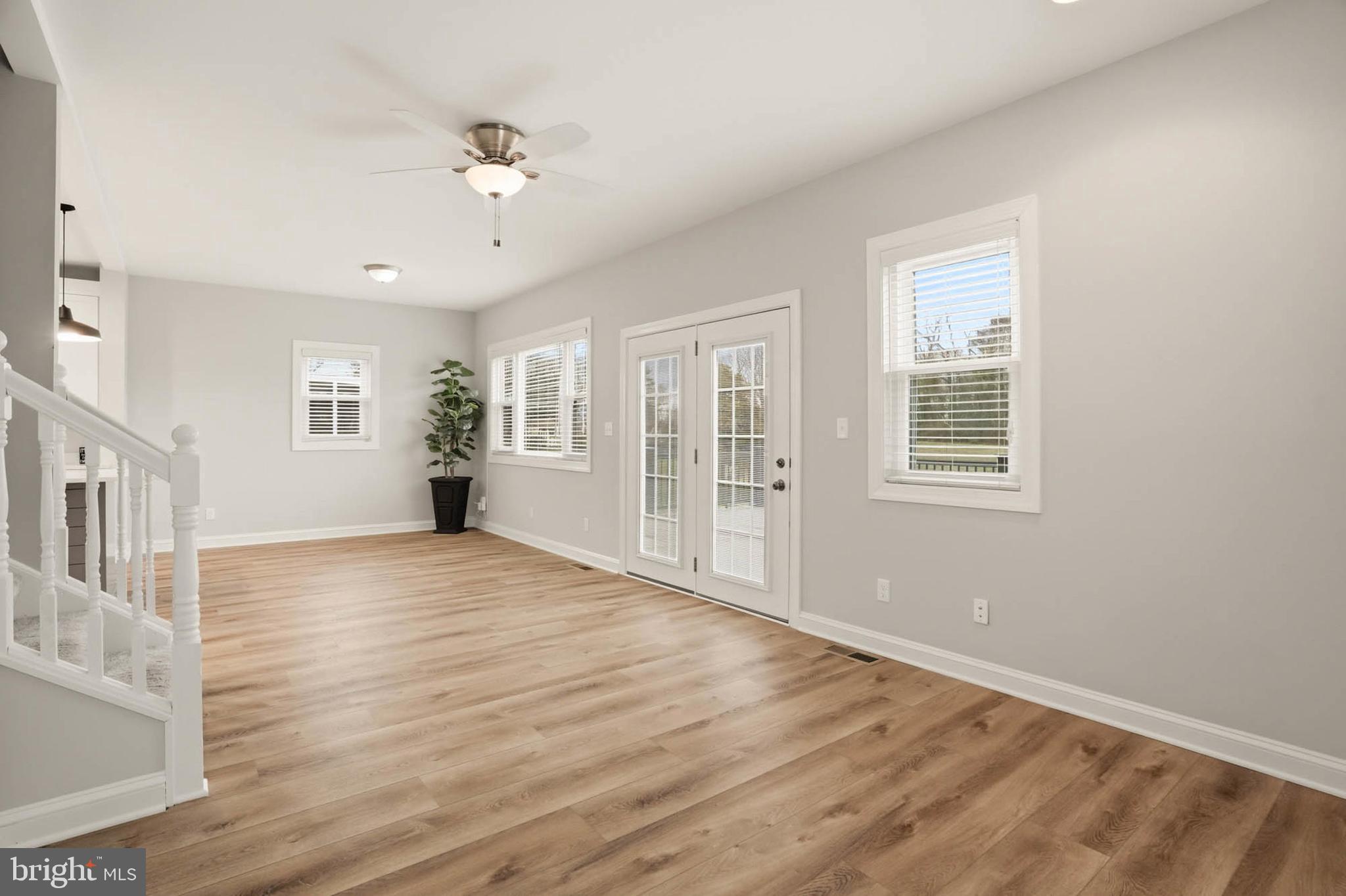 EAST KENWOOD PARK - Residential