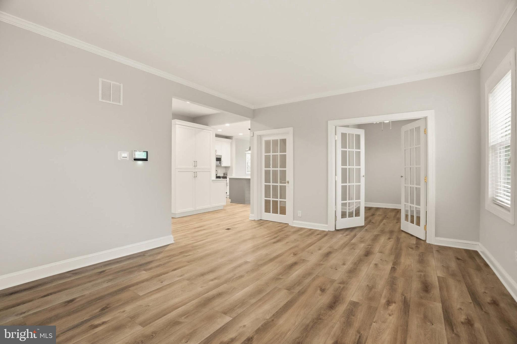 EAST KENWOOD PARK - Residential