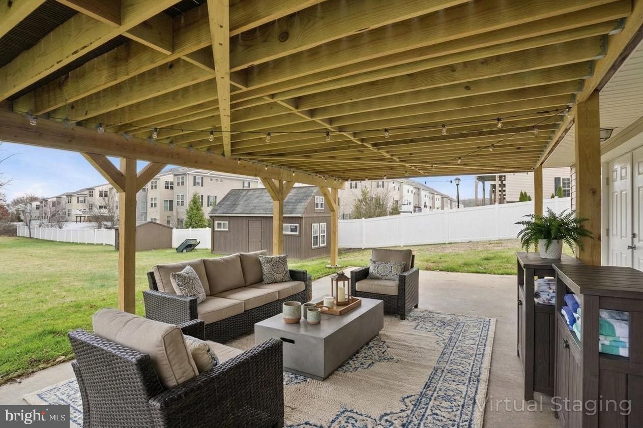 EAST KENWOOD PARK - Residential