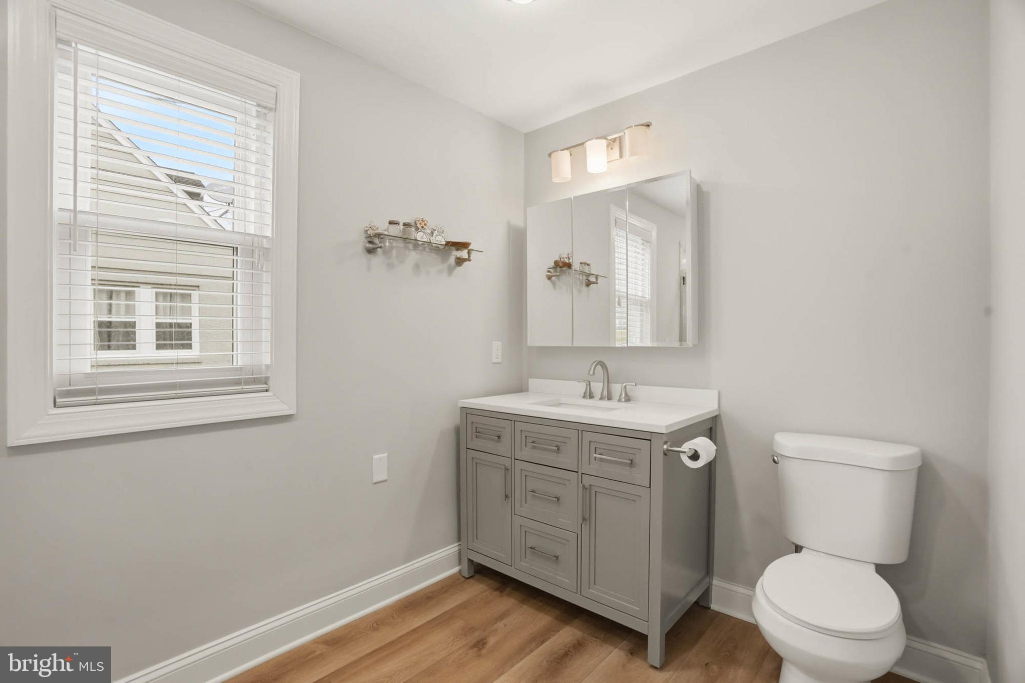 EAST KENWOOD PARK - Residential