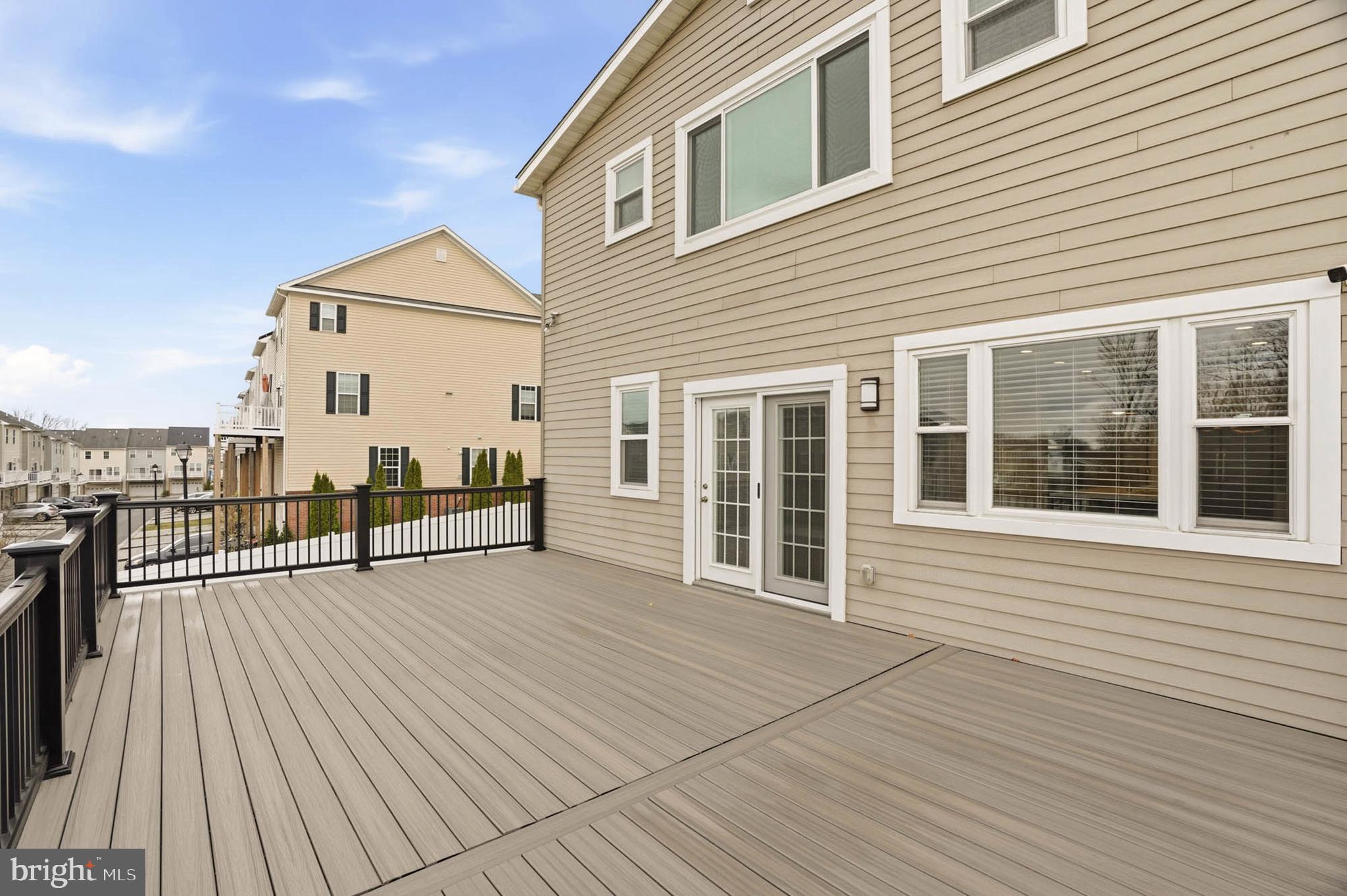 EAST KENWOOD PARK - Residential