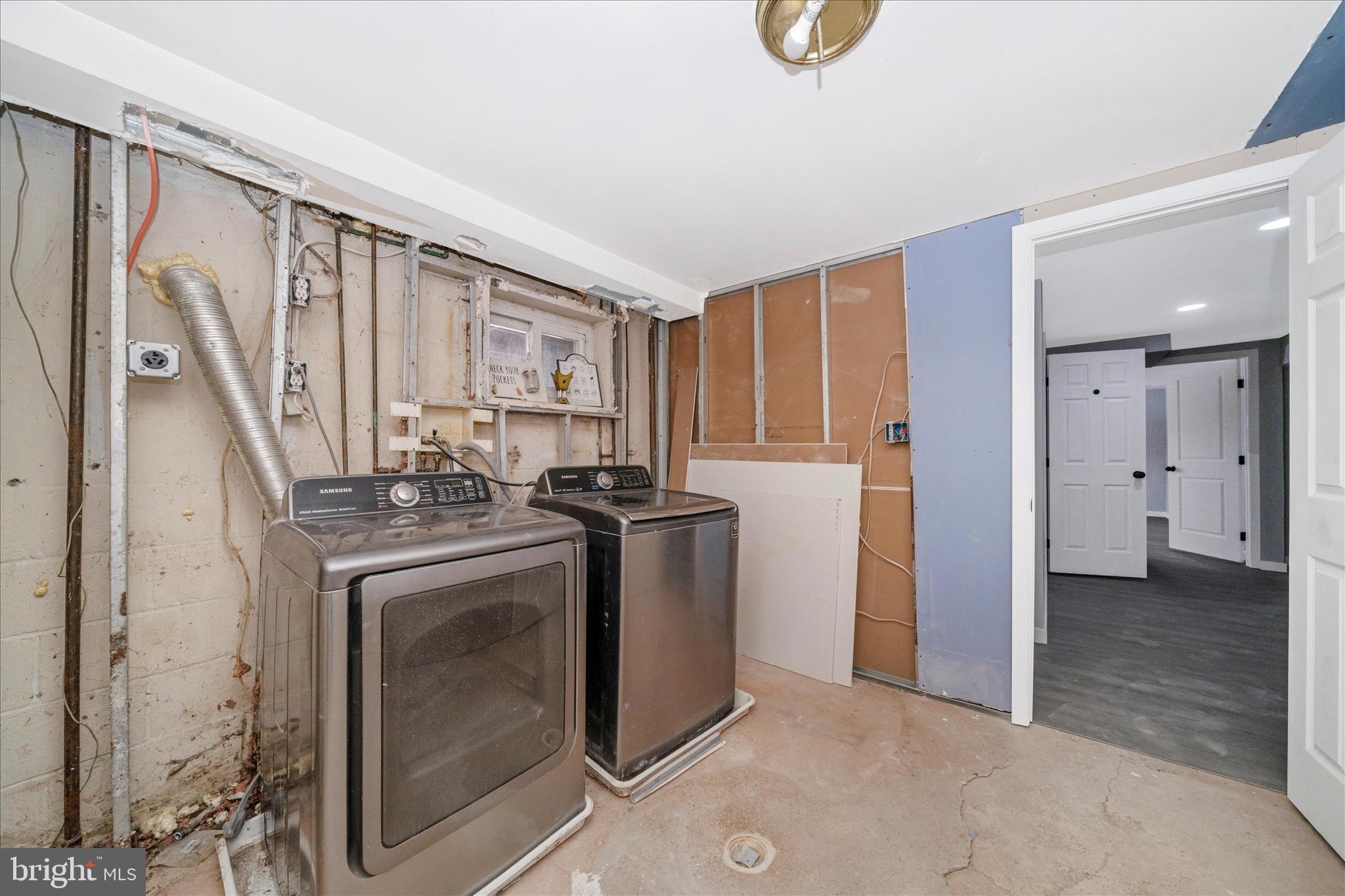 LANHAM ACRES - Residential