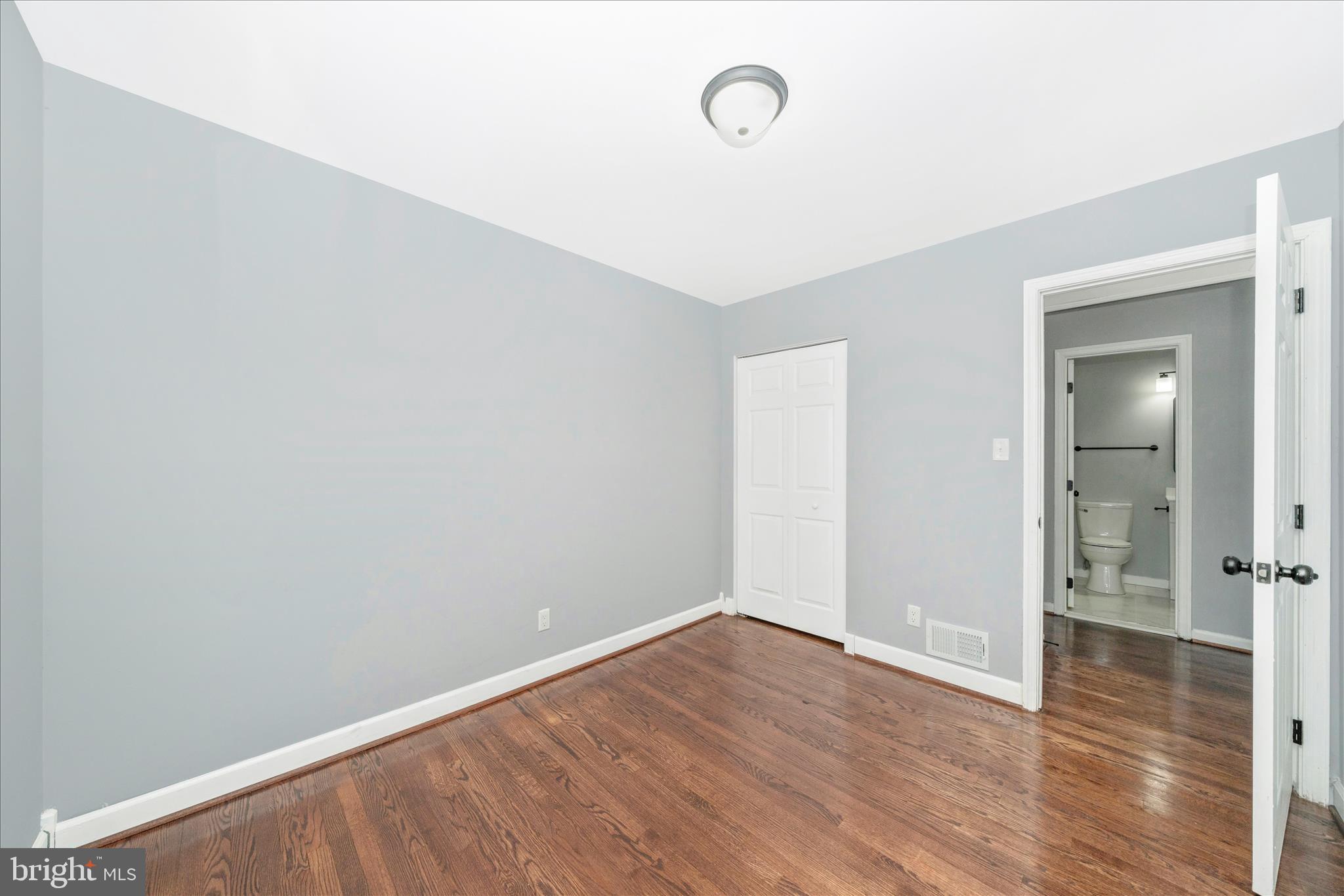 LANHAM ACRES - Residential