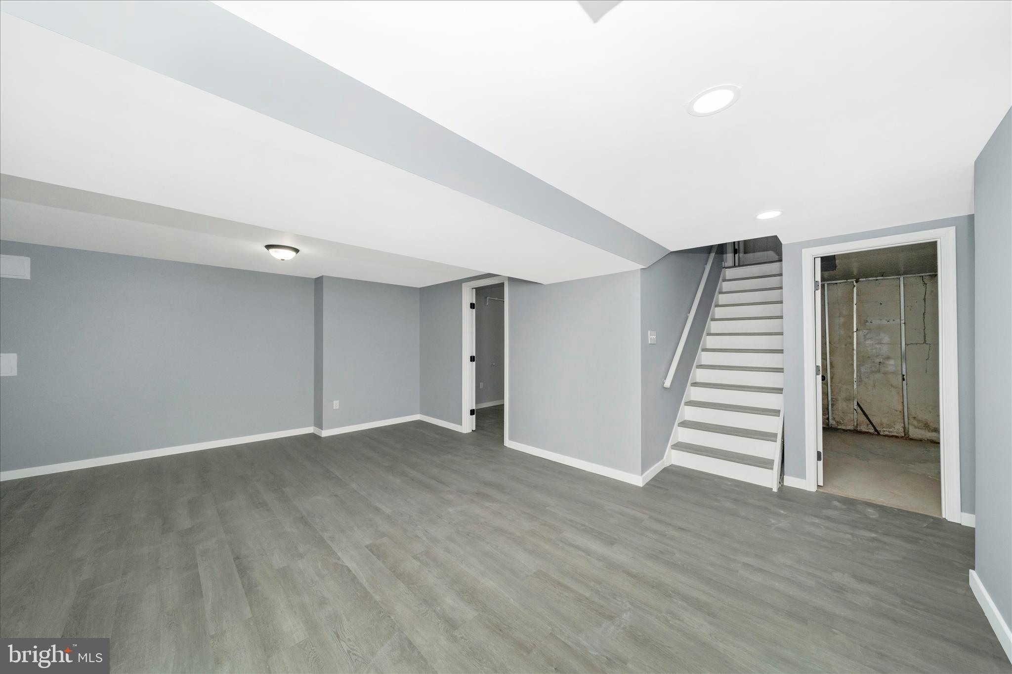 LANHAM ACRES - Residential