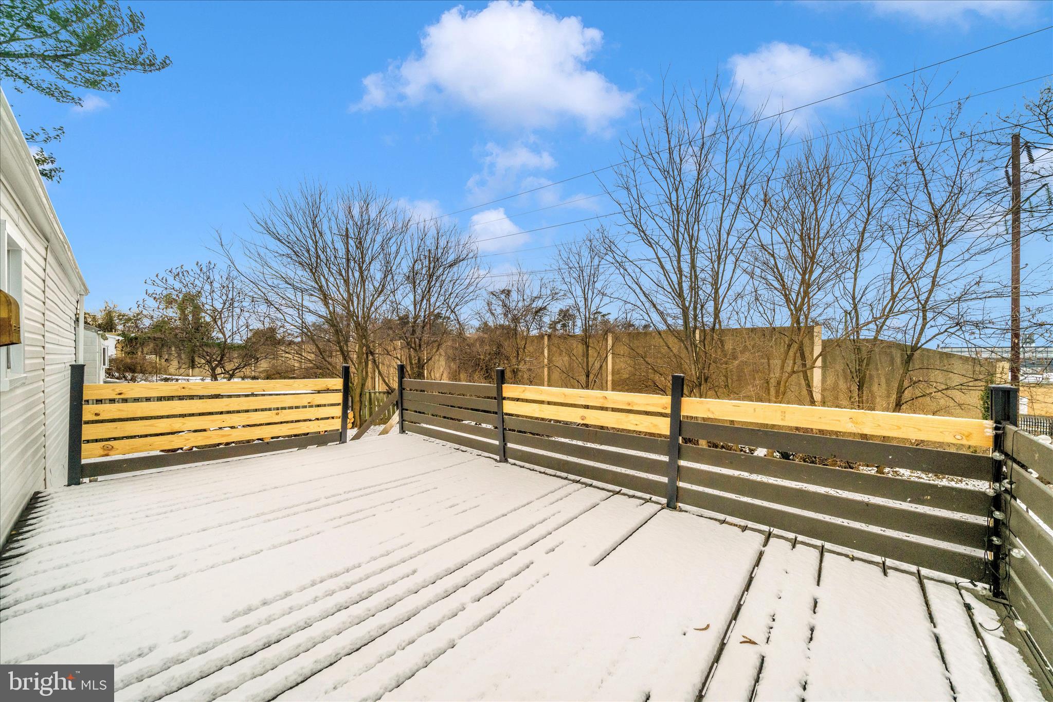 LANHAM ACRES - Residential