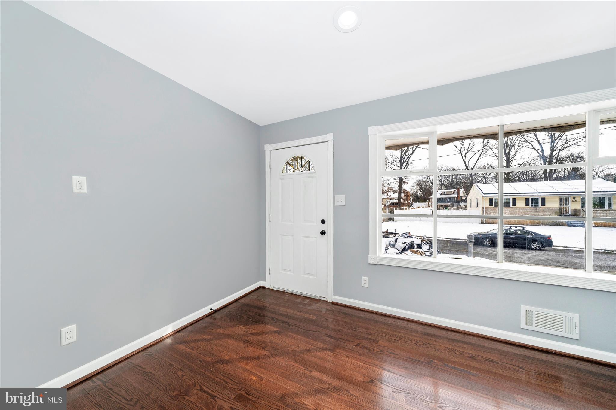 LANHAM ACRES - Residential