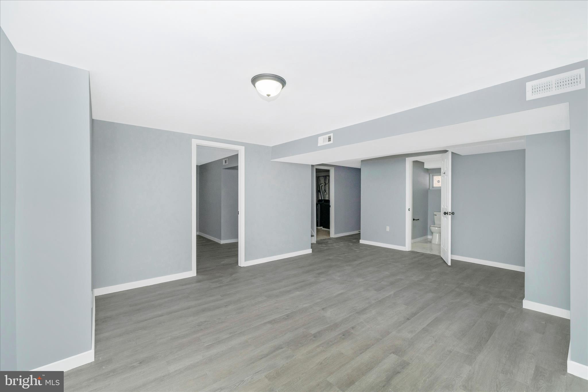 LANHAM ACRES - Residential