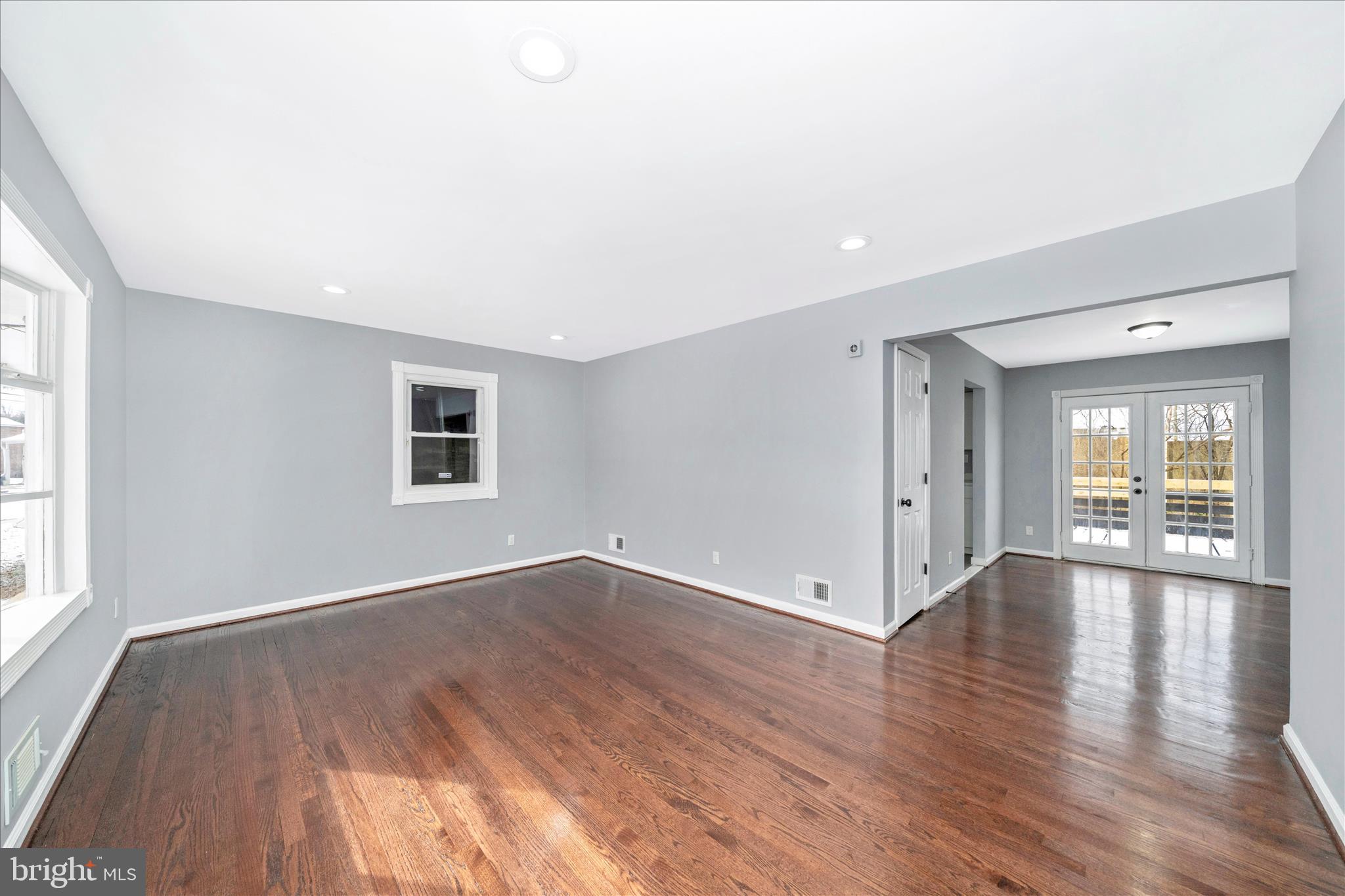 LANHAM ACRES - Residential