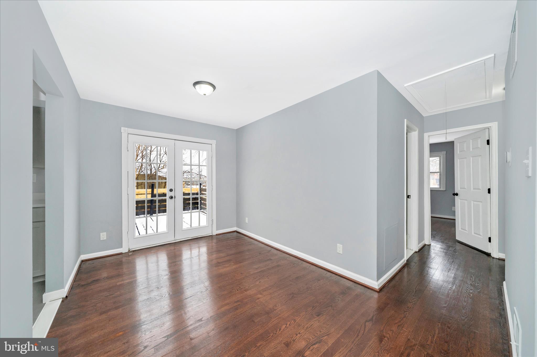 LANHAM ACRES - Residential