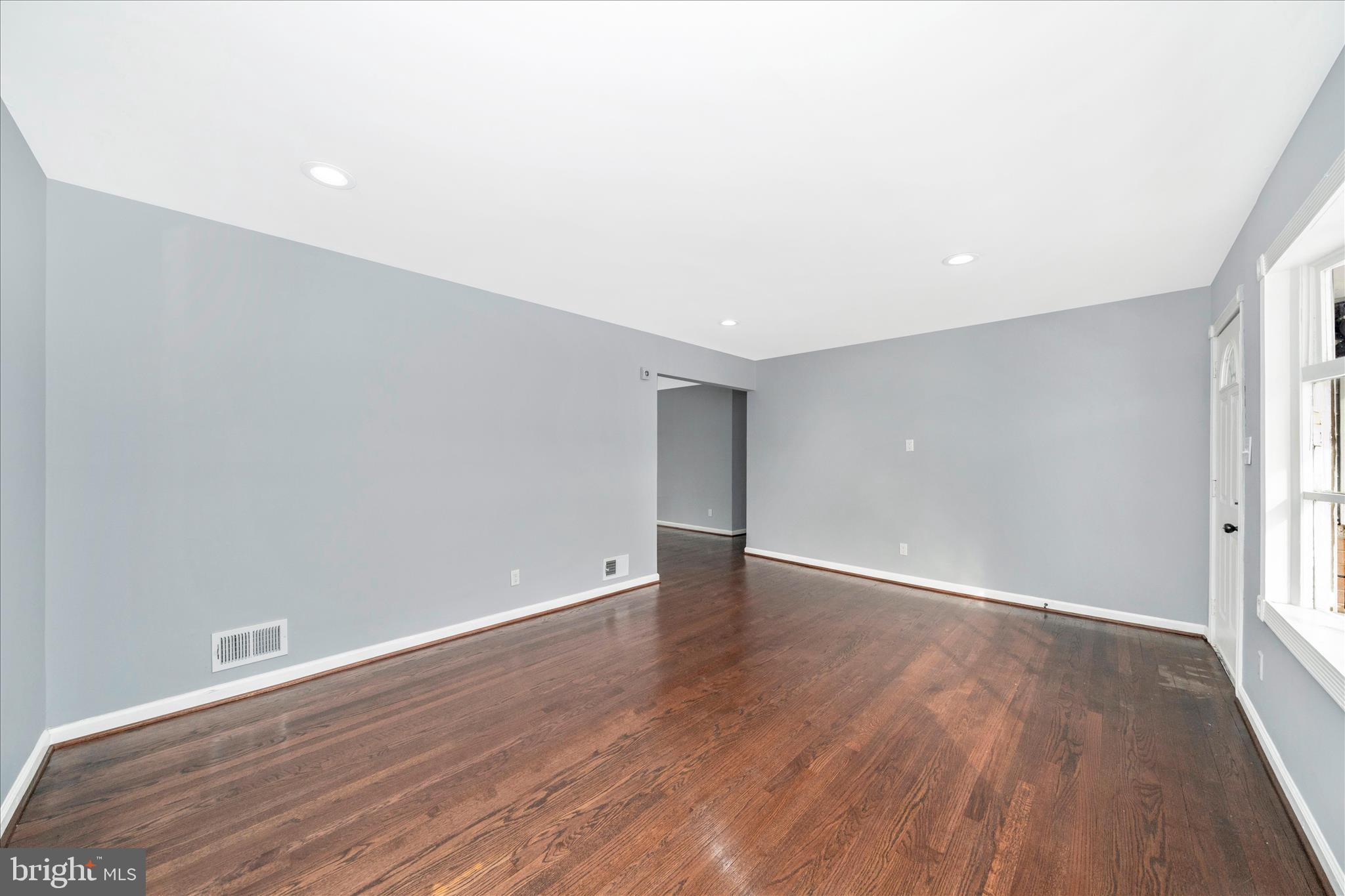 LANHAM ACRES - Residential