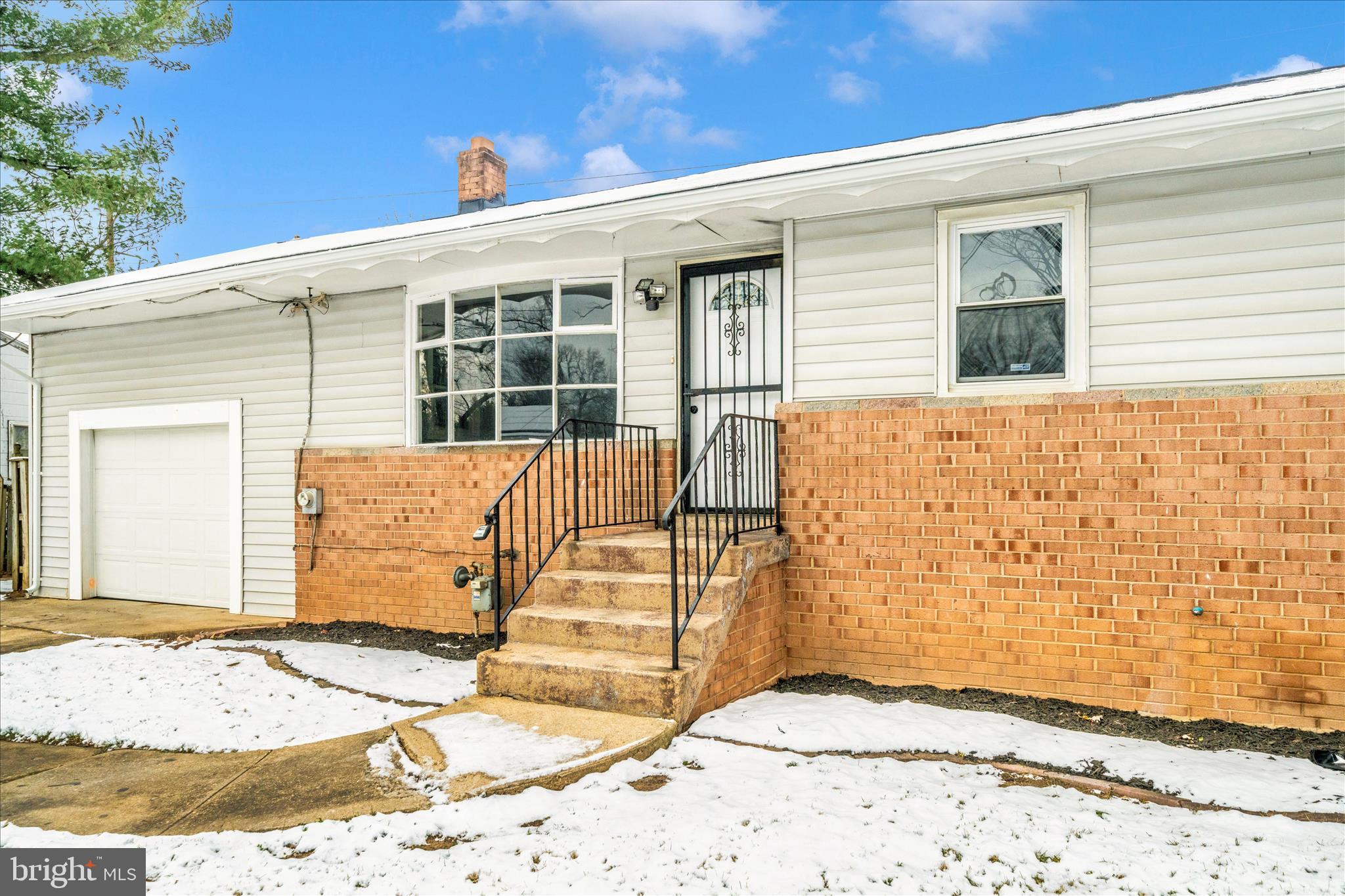 LANHAM ACRES - Residential