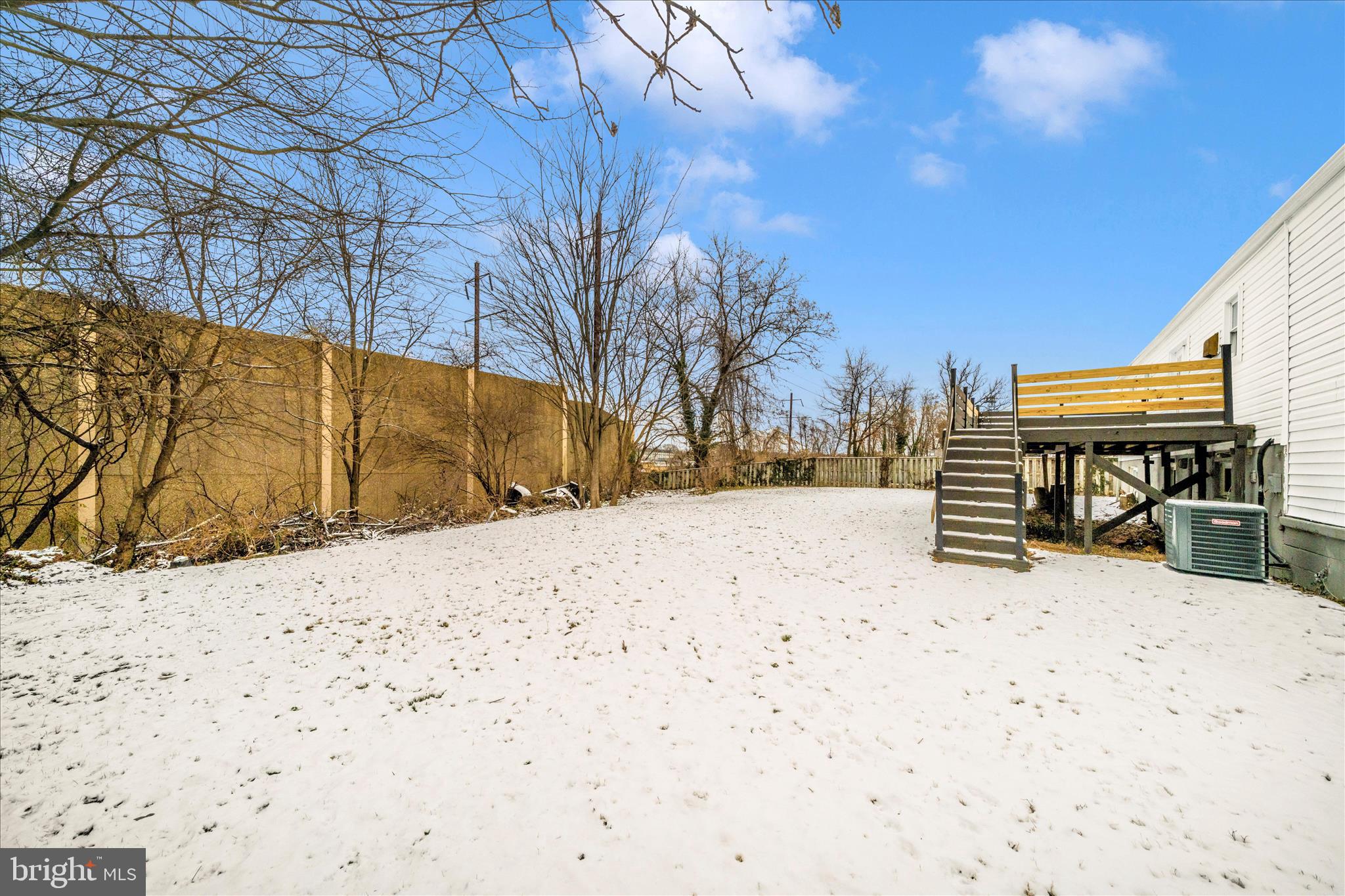 LANHAM ACRES - Residential