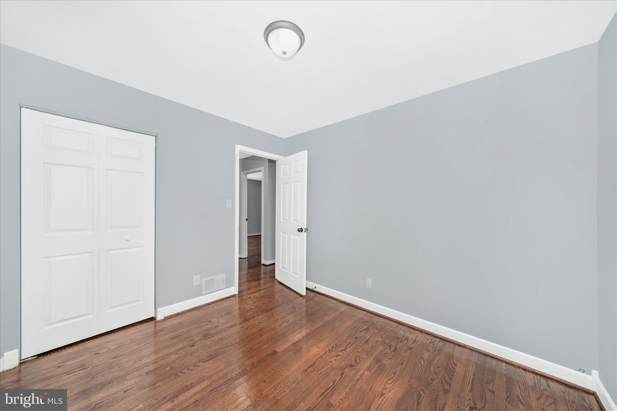 LANHAM ACRES - Residential