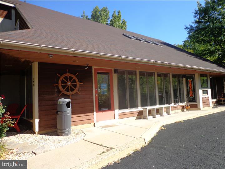 DOYLESTOWN BORO - Commercial Lease