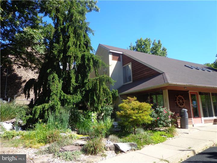 DOYLESTOWN BORO - Commercial Lease