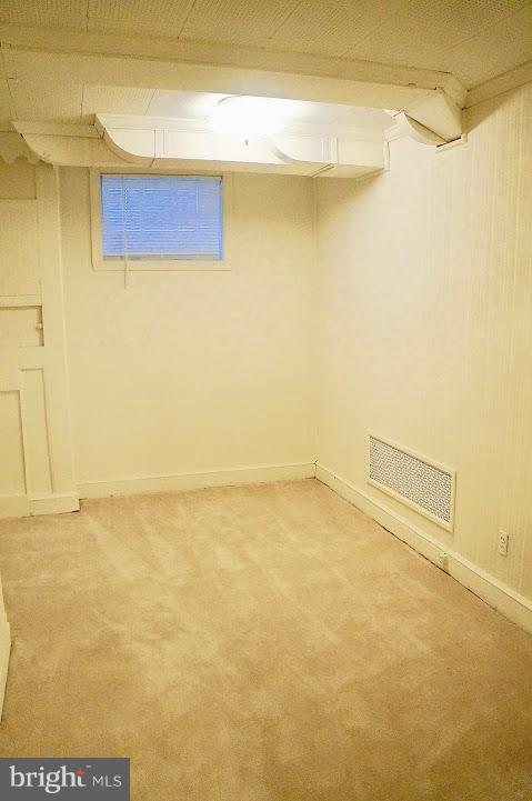 CHEVY CHASE - Residential Lease