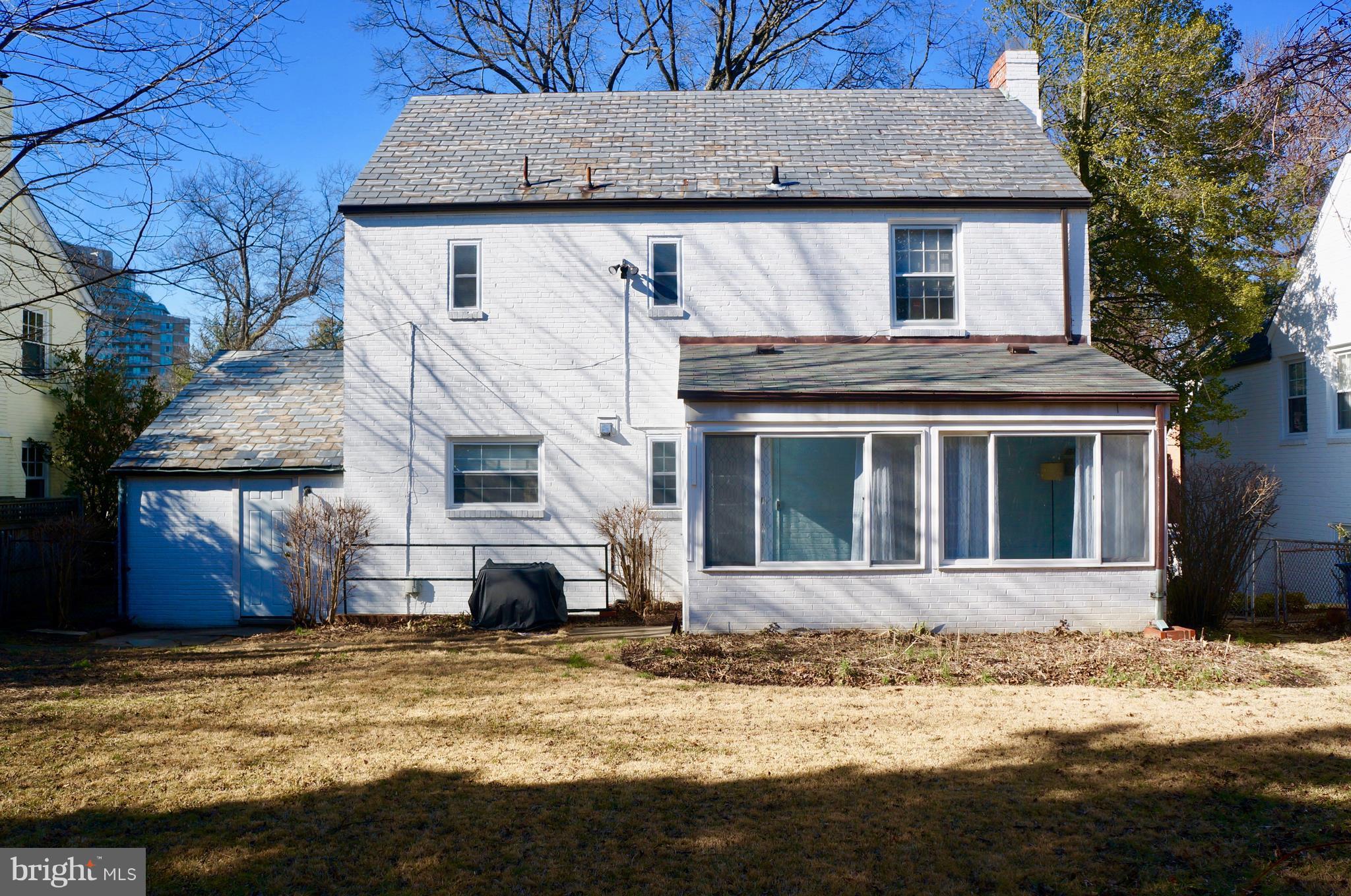 CHEVY CHASE - Residential Lease