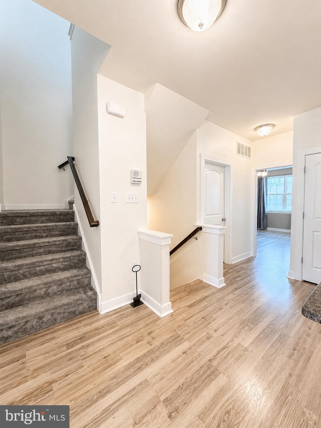 WATERSIDE - Residential