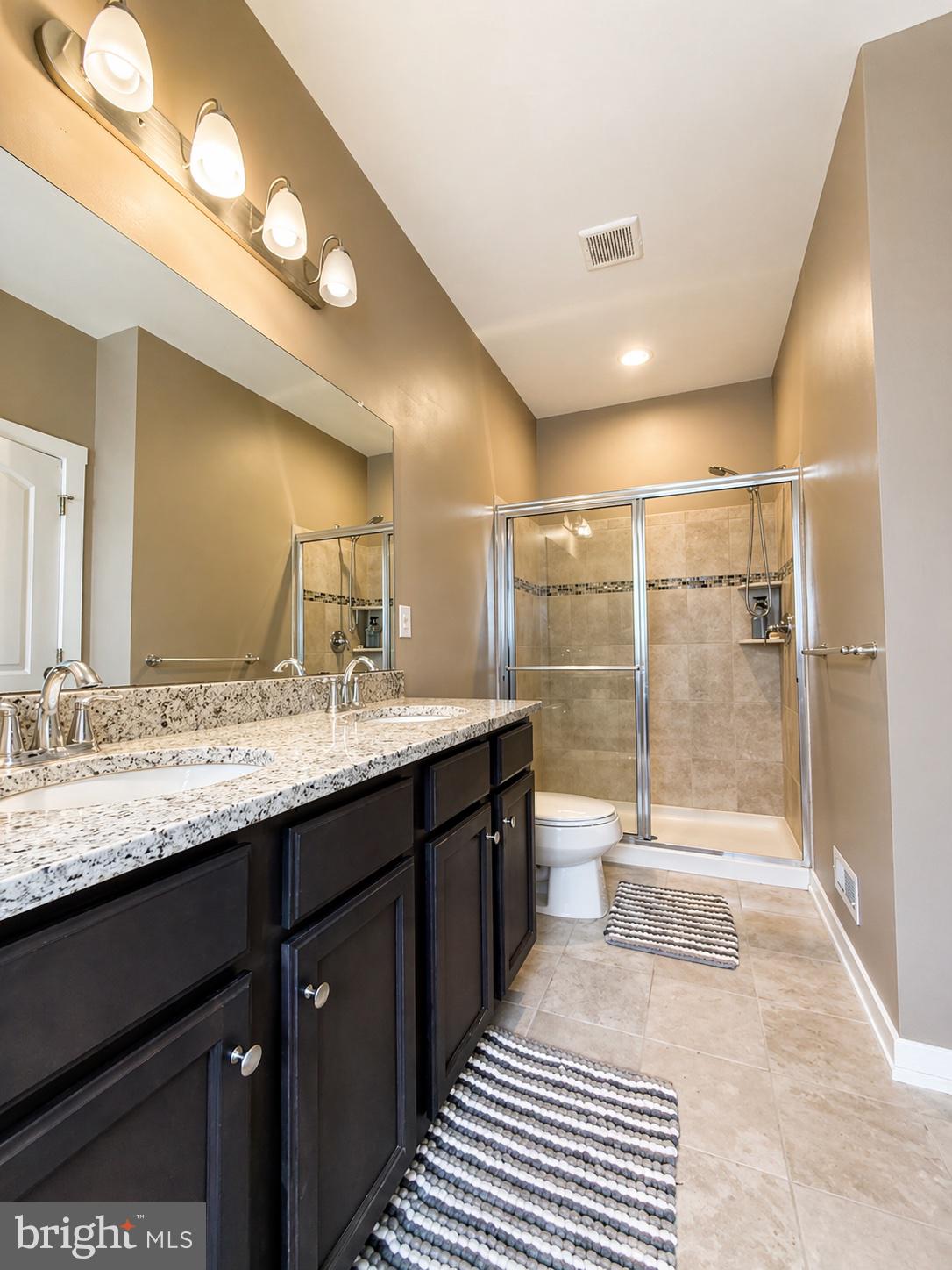 WATERSIDE - Residential