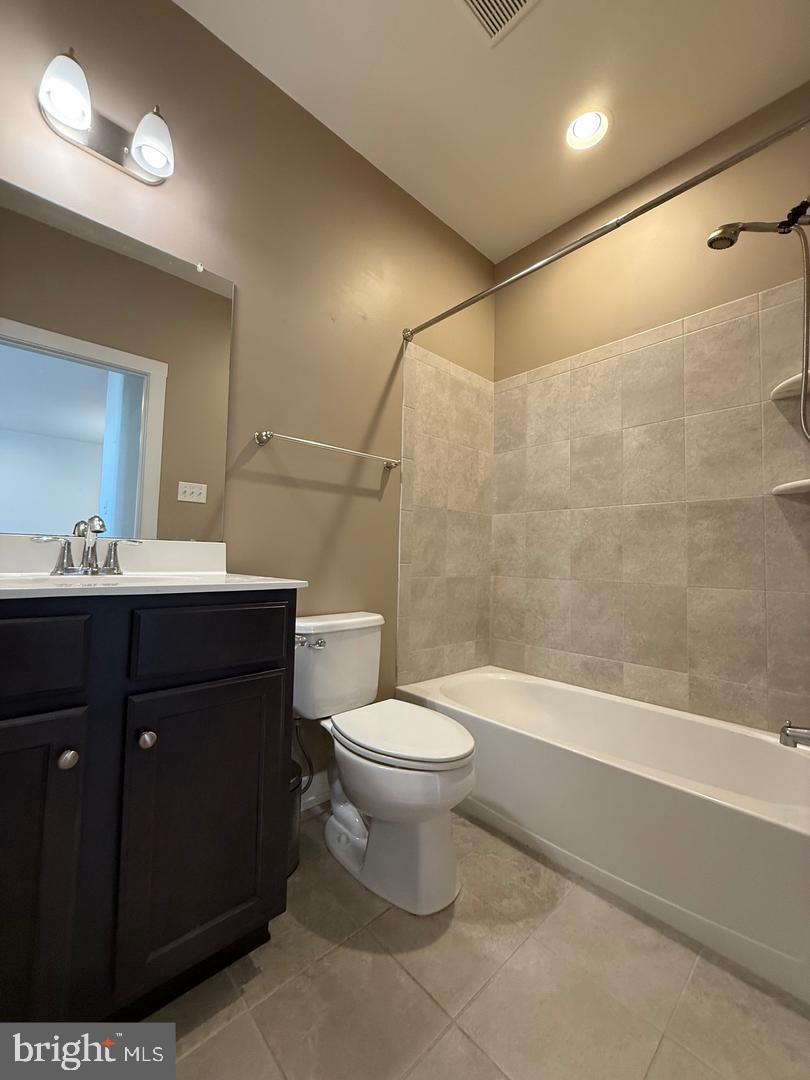 WATERSIDE - Residential