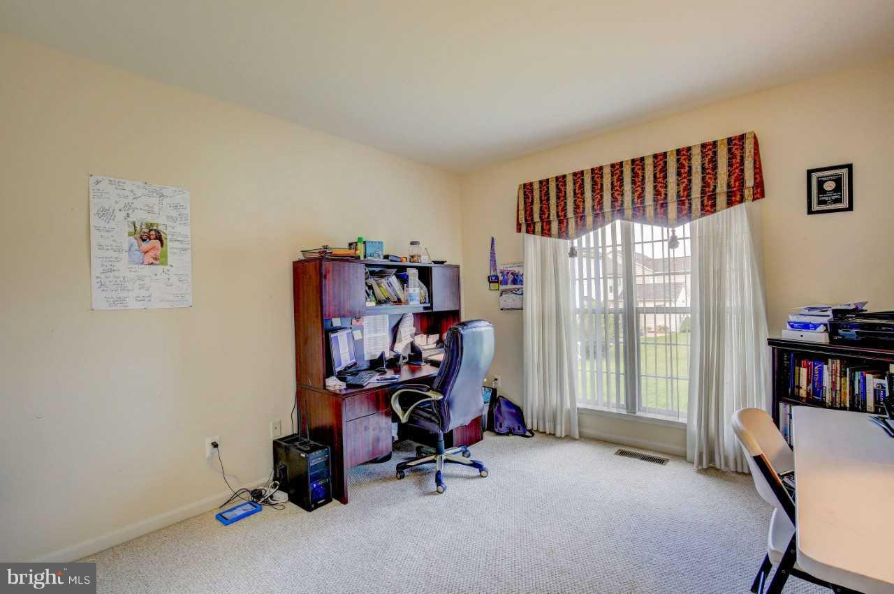 KINGS CROSSING - Residential