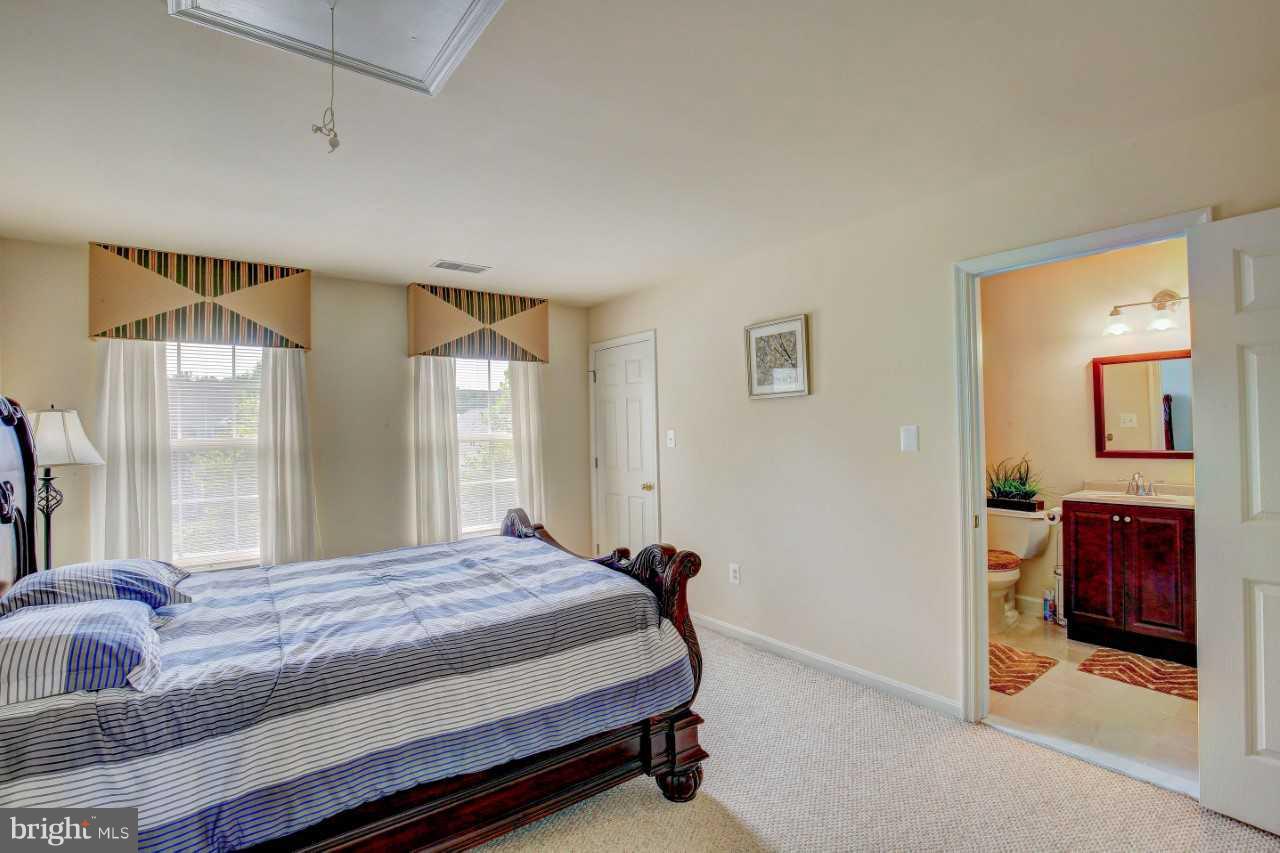 KINGS CROSSING - Residential