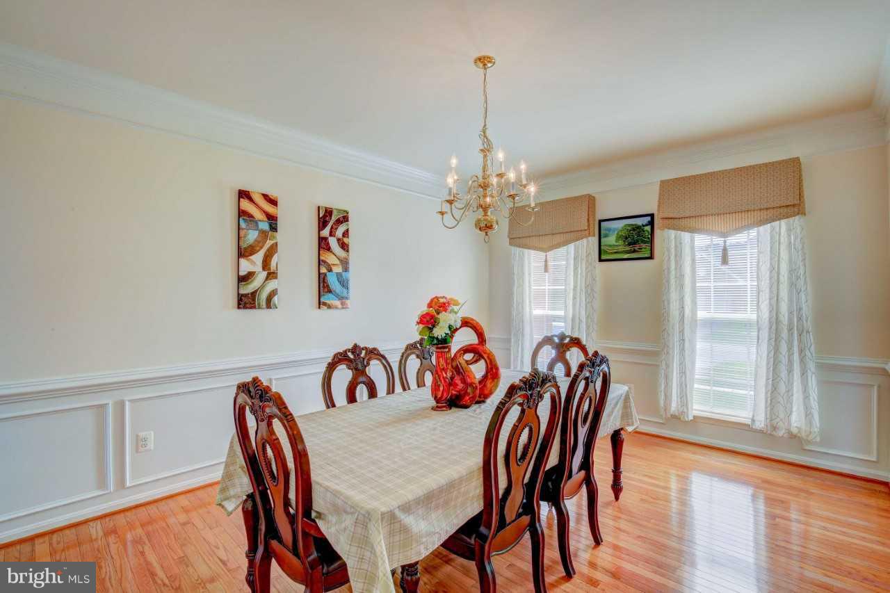 KINGS CROSSING - Residential