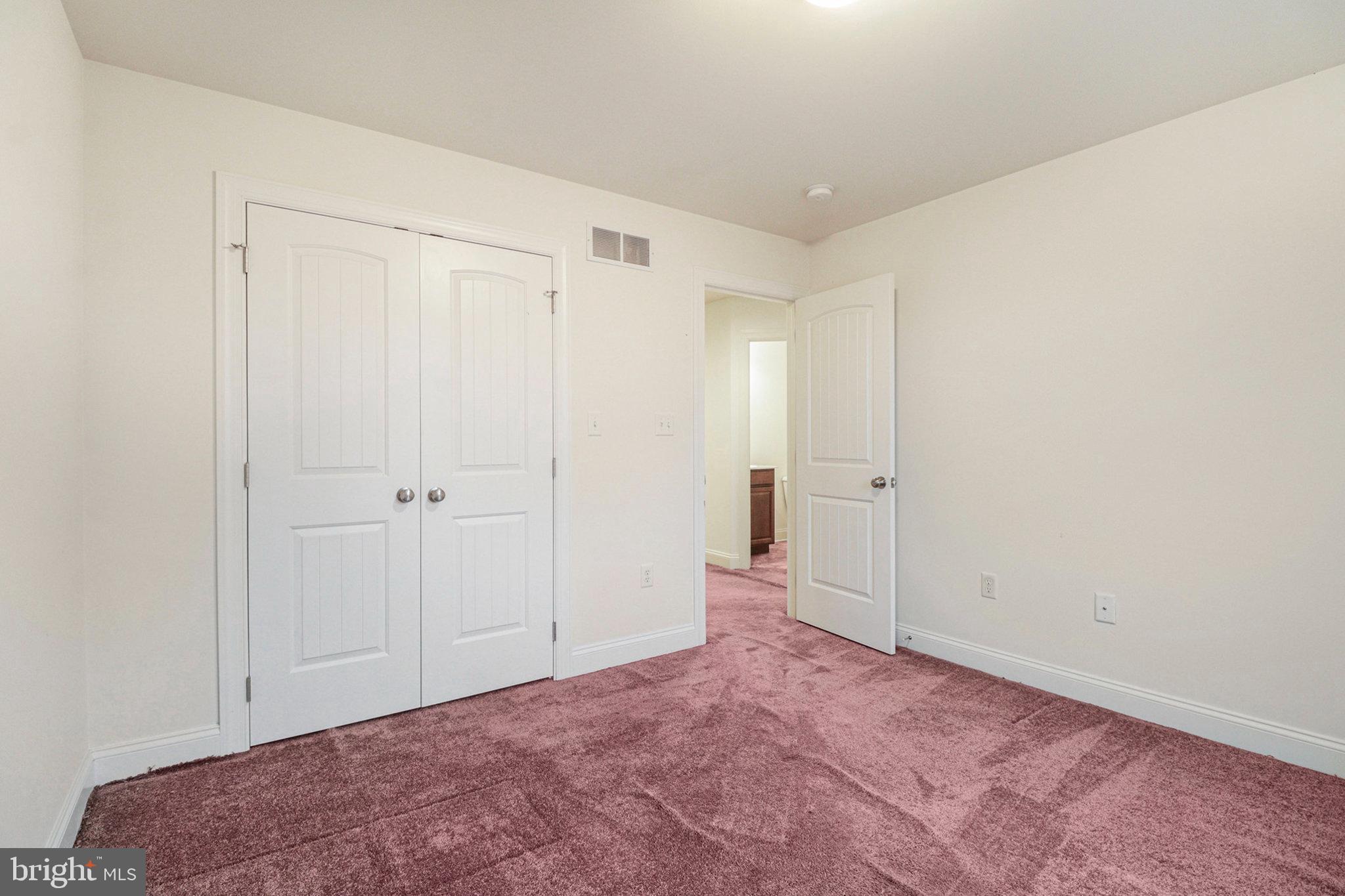 SPRING ROCK - Residential