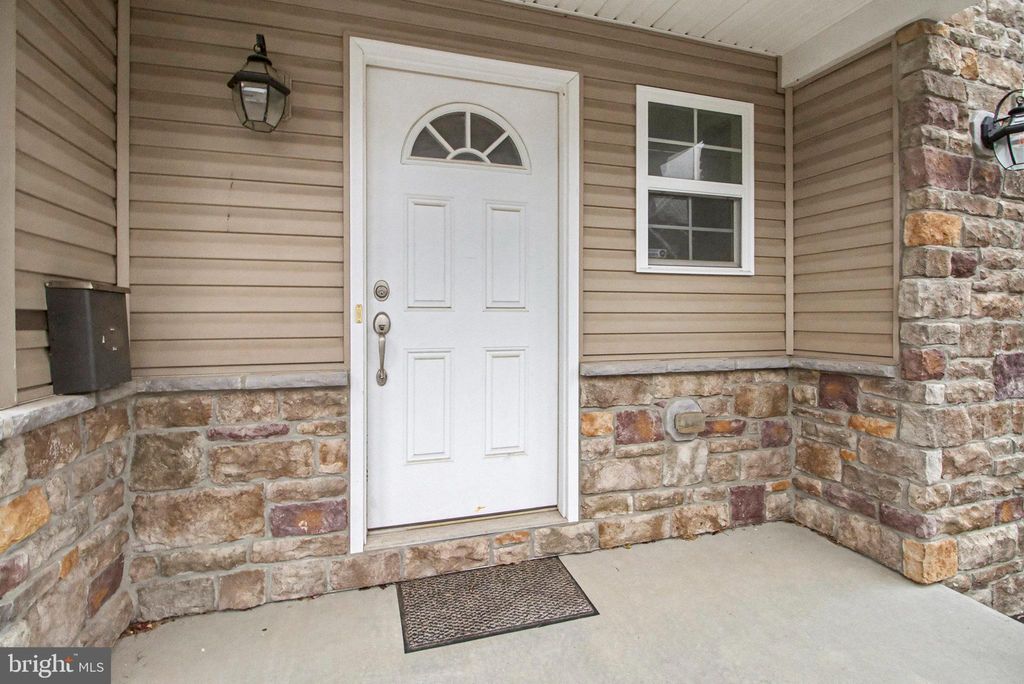 Photo of 829 Spring Rock Ct, MECHANICSBURG, PA 17055 (MLS # PACB2049394)