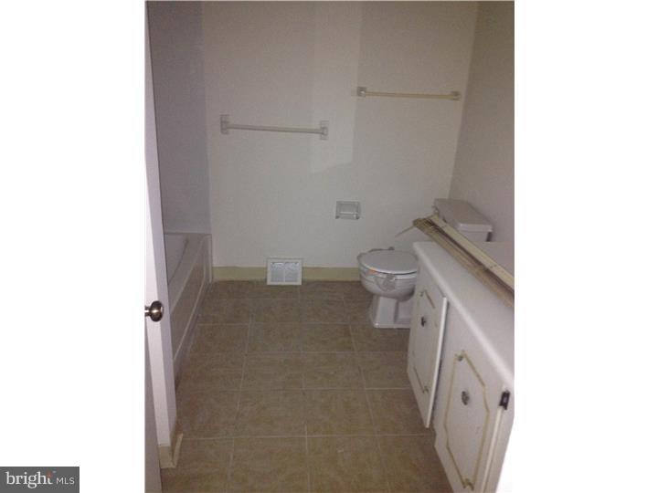 VILLAGE SHIRES - Residential