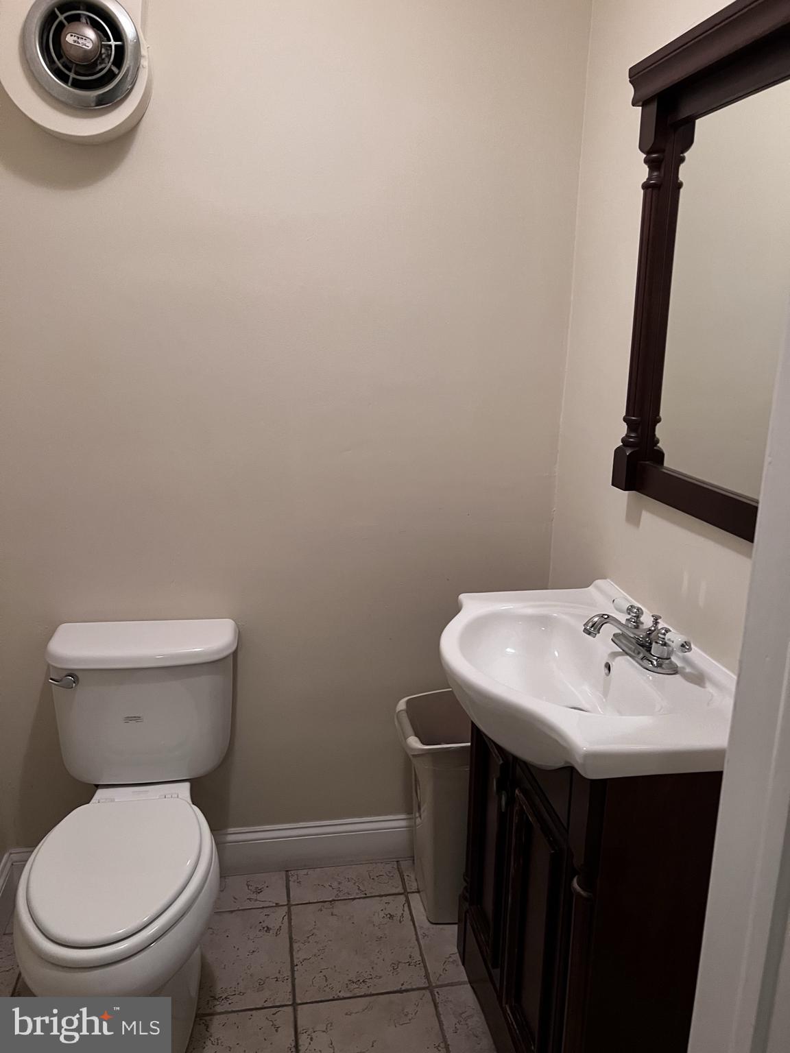 ERDENHEIM - Commercial Lease