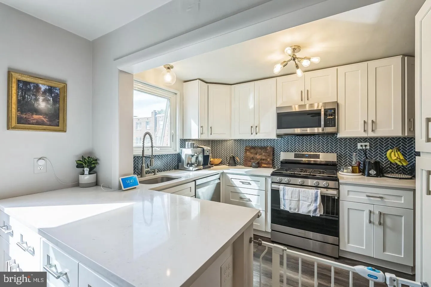 Collingswood, New Jersey 08108, United States, 3 Bedrooms Bedrooms, ,1 BathroomBathrooms,Residential,Active,19989