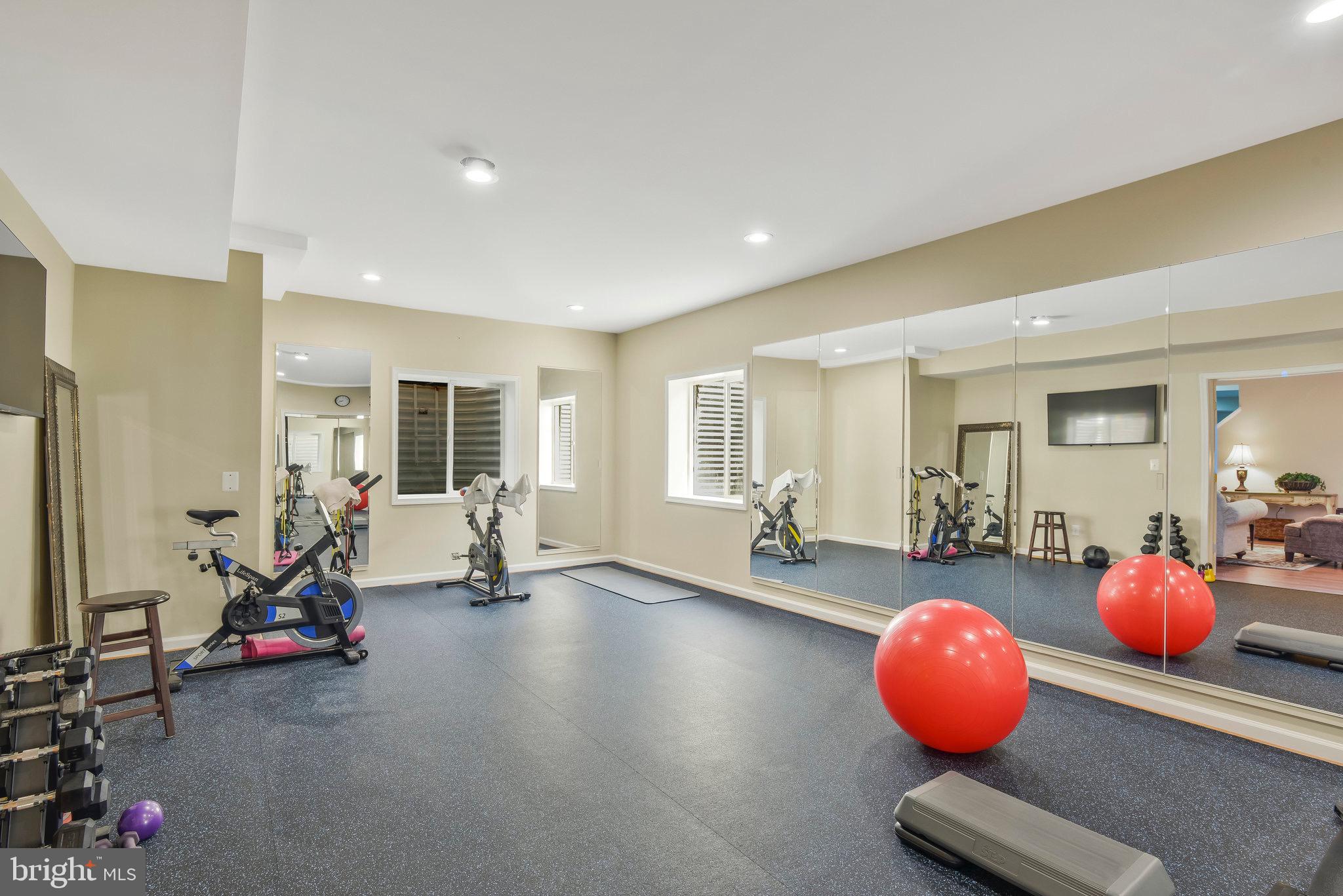 DOMINION VALLEY COUNTRY CLUB - Residential