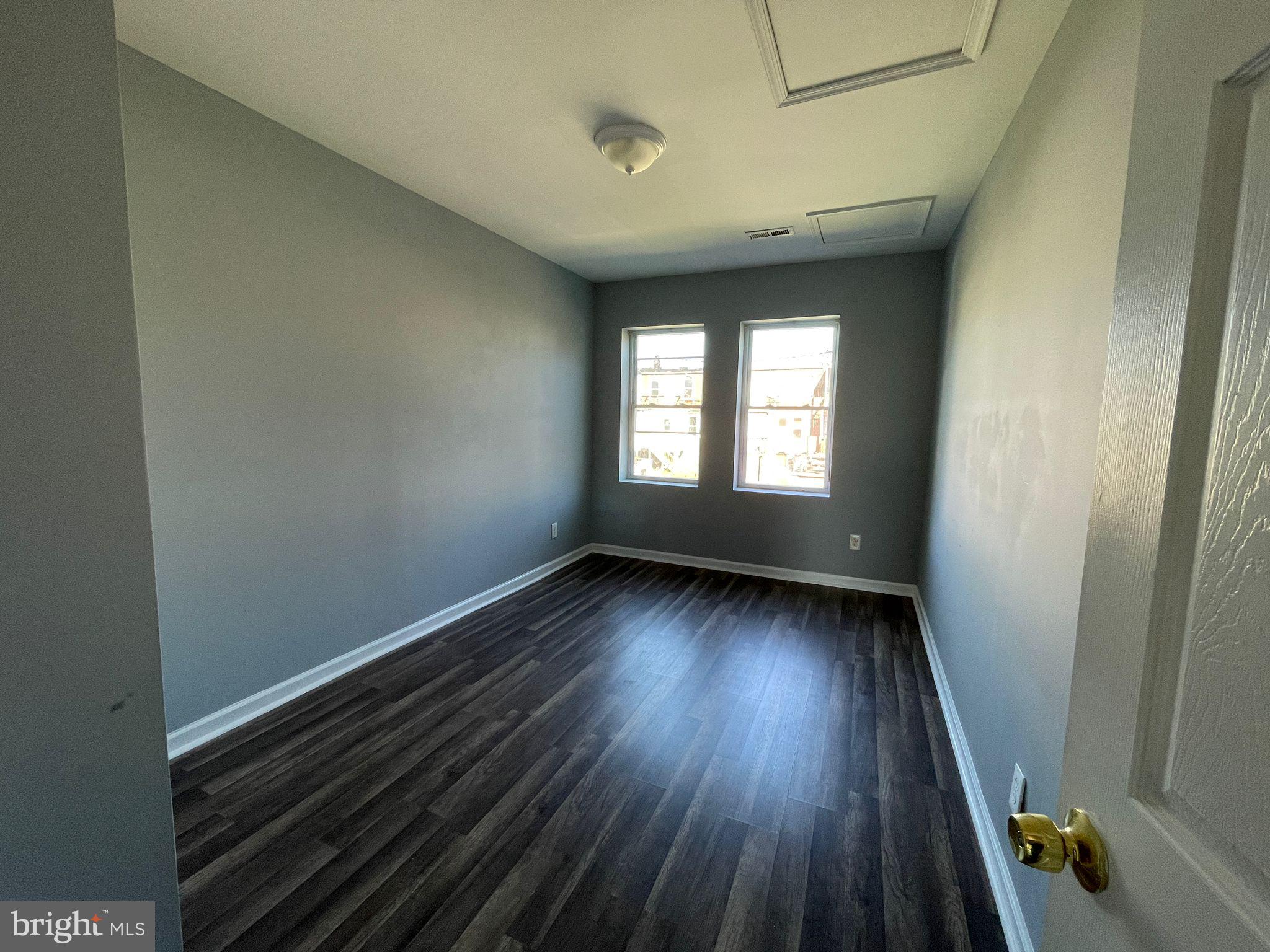 EDNOR GARDENS - LAKESIDE - Residential