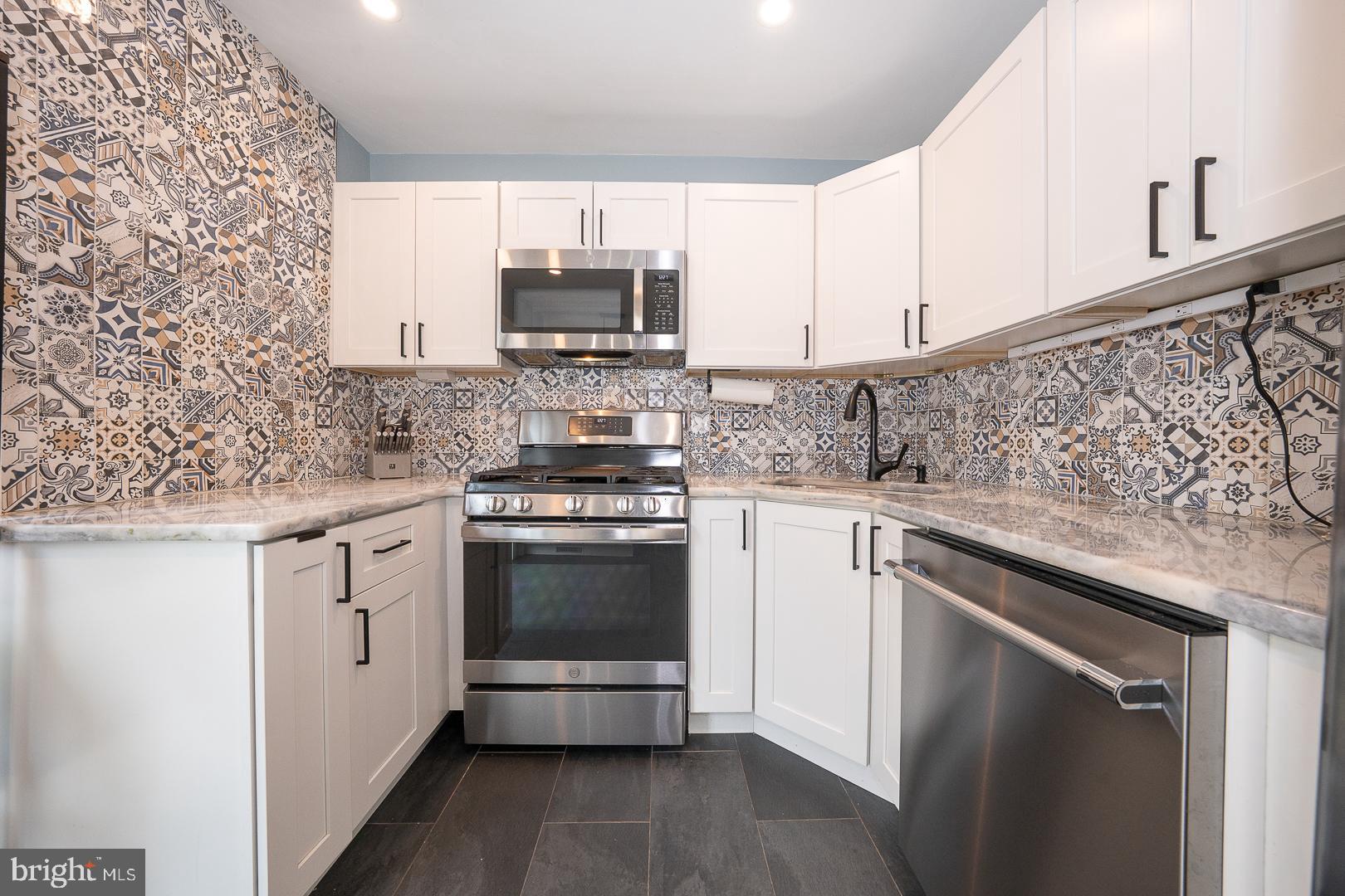 WESTGATE HILLS - Residential