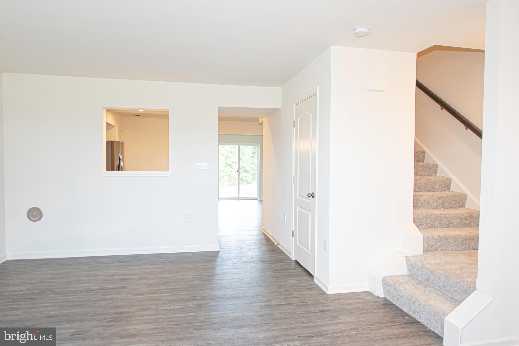 BRIAR RUN - Residential