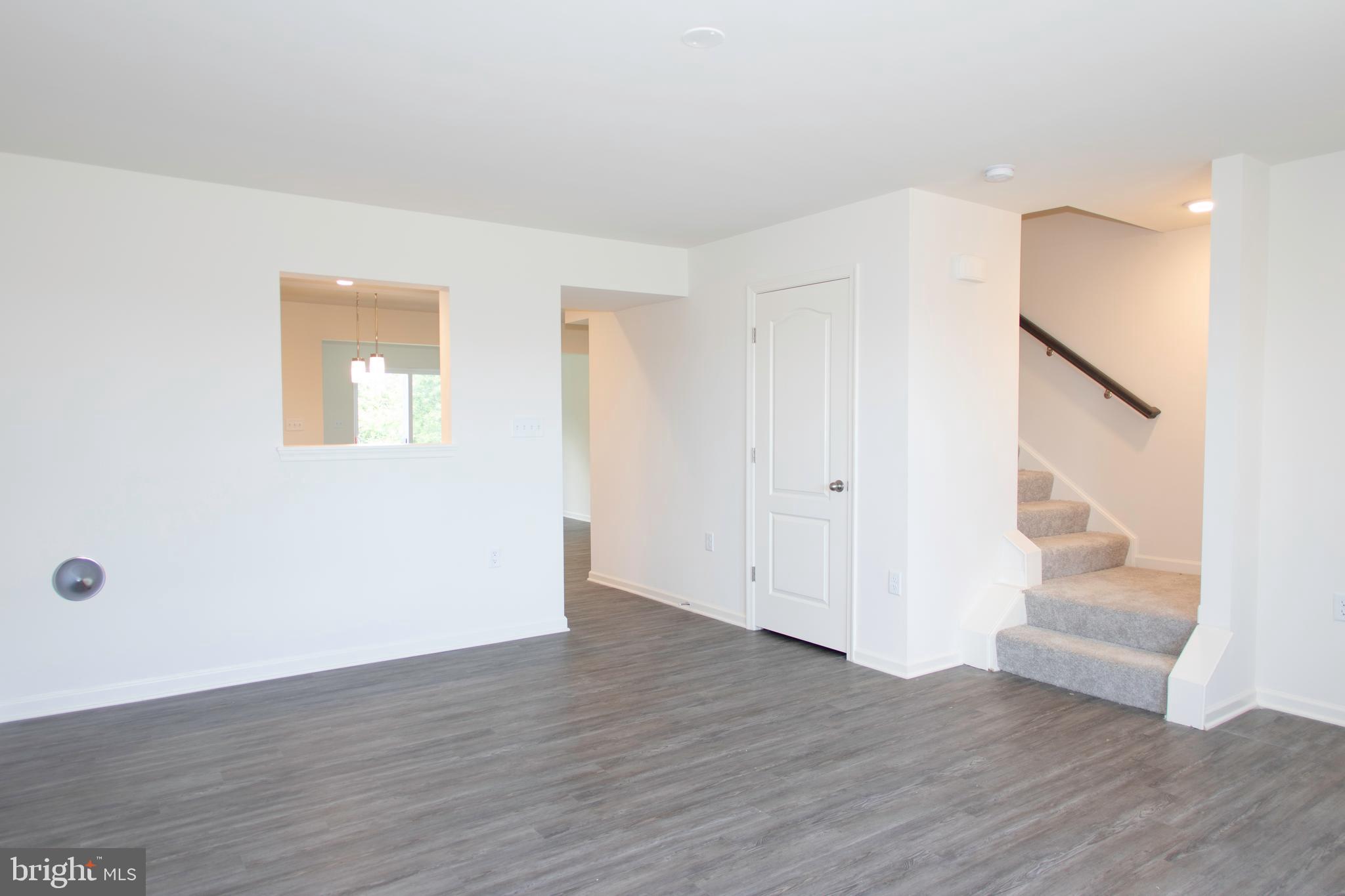 BRIAR RUN - Residential