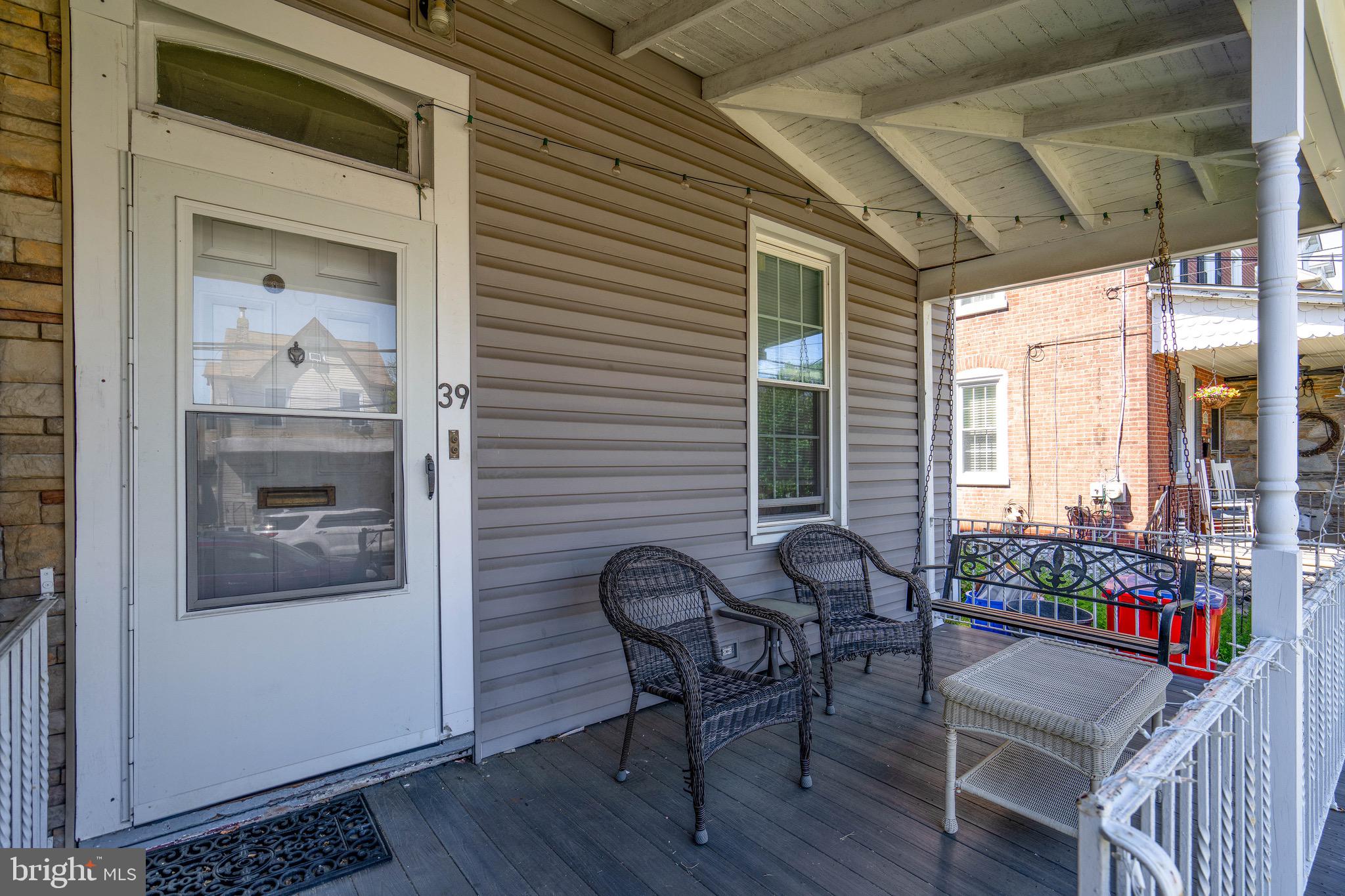 39 BLAKE AVENUE