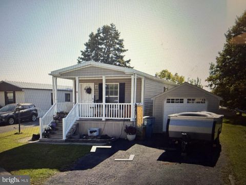 92 RIDGEWOOD MANOR MANHEIM PA 17545