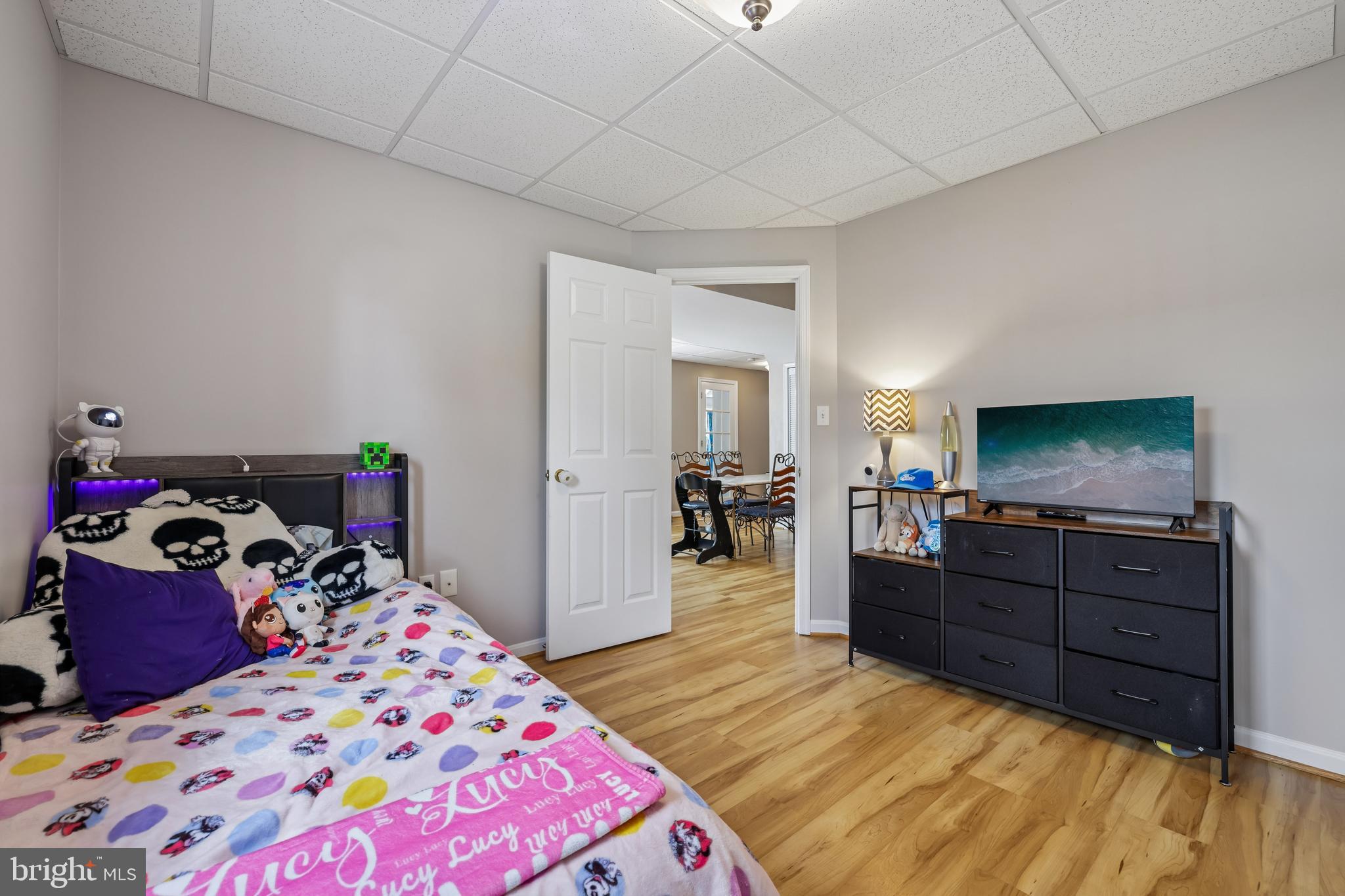 COLONIAL PARK EAST - Residential