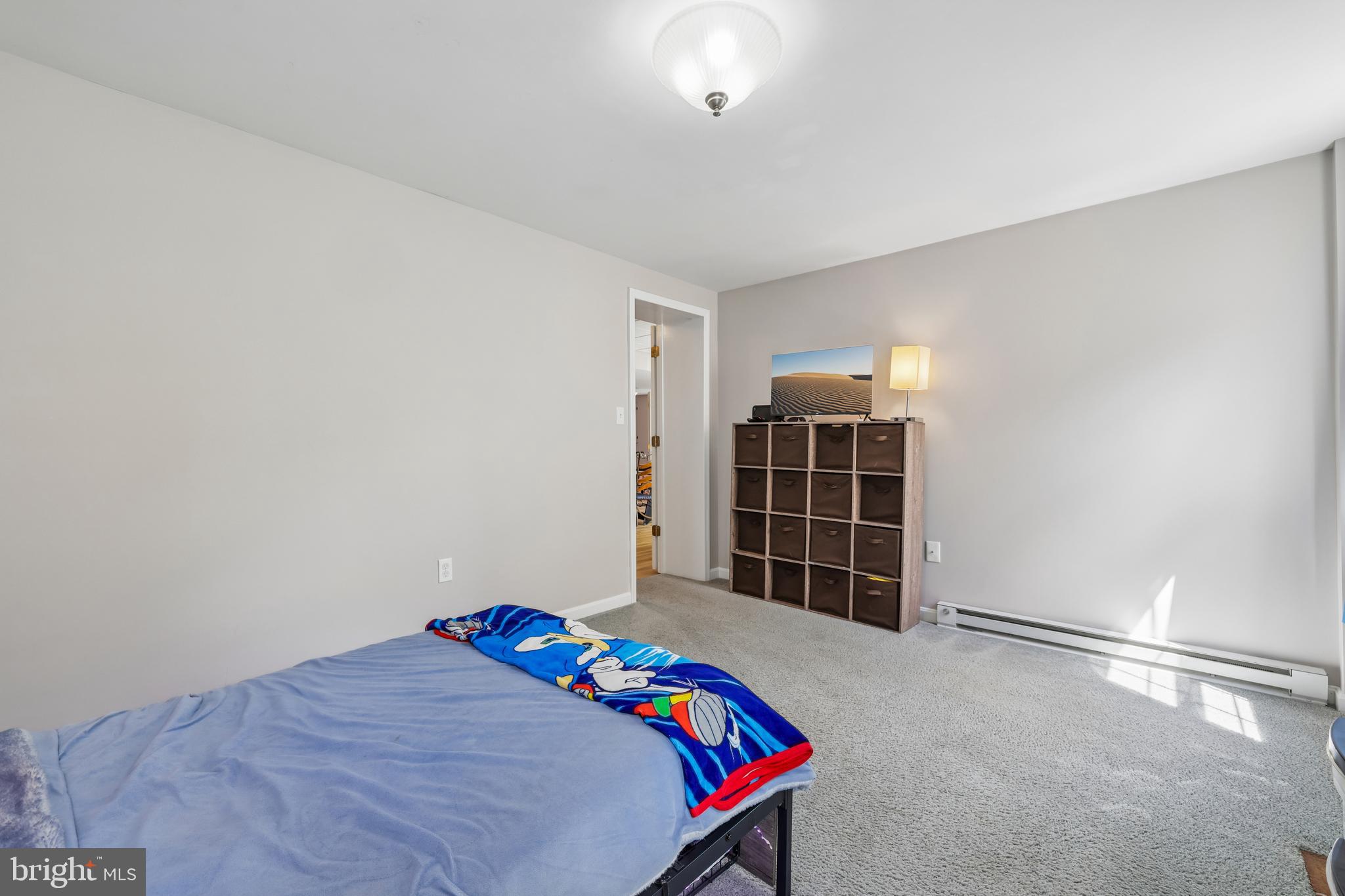 COLONIAL PARK EAST - Residential