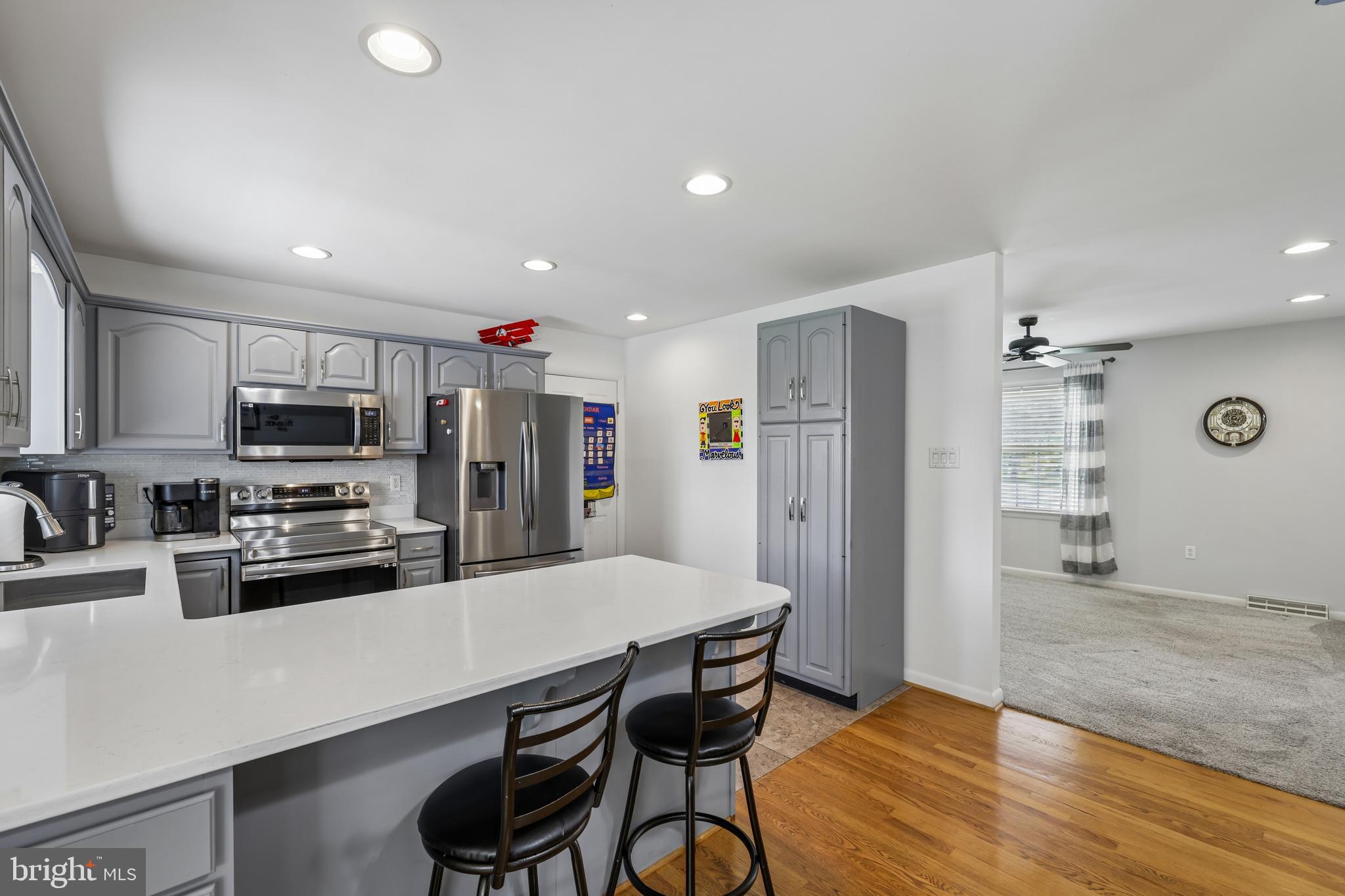 COLONIAL PARK EAST - Residential